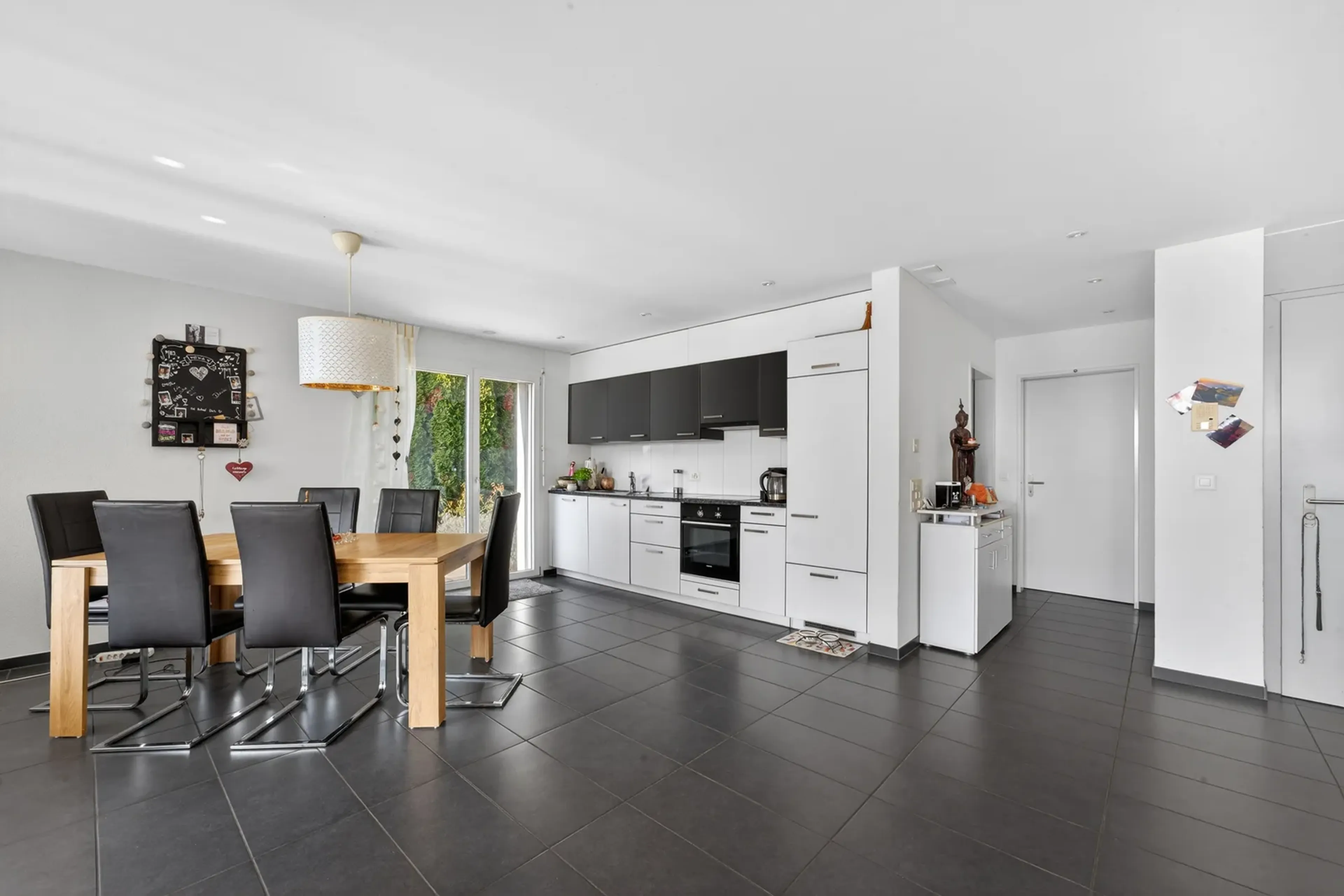Ihr neues Zuhause mit Gartenoase – stilvolle 2.5-Zimmer-Wohnung in Geuensee LU - 5