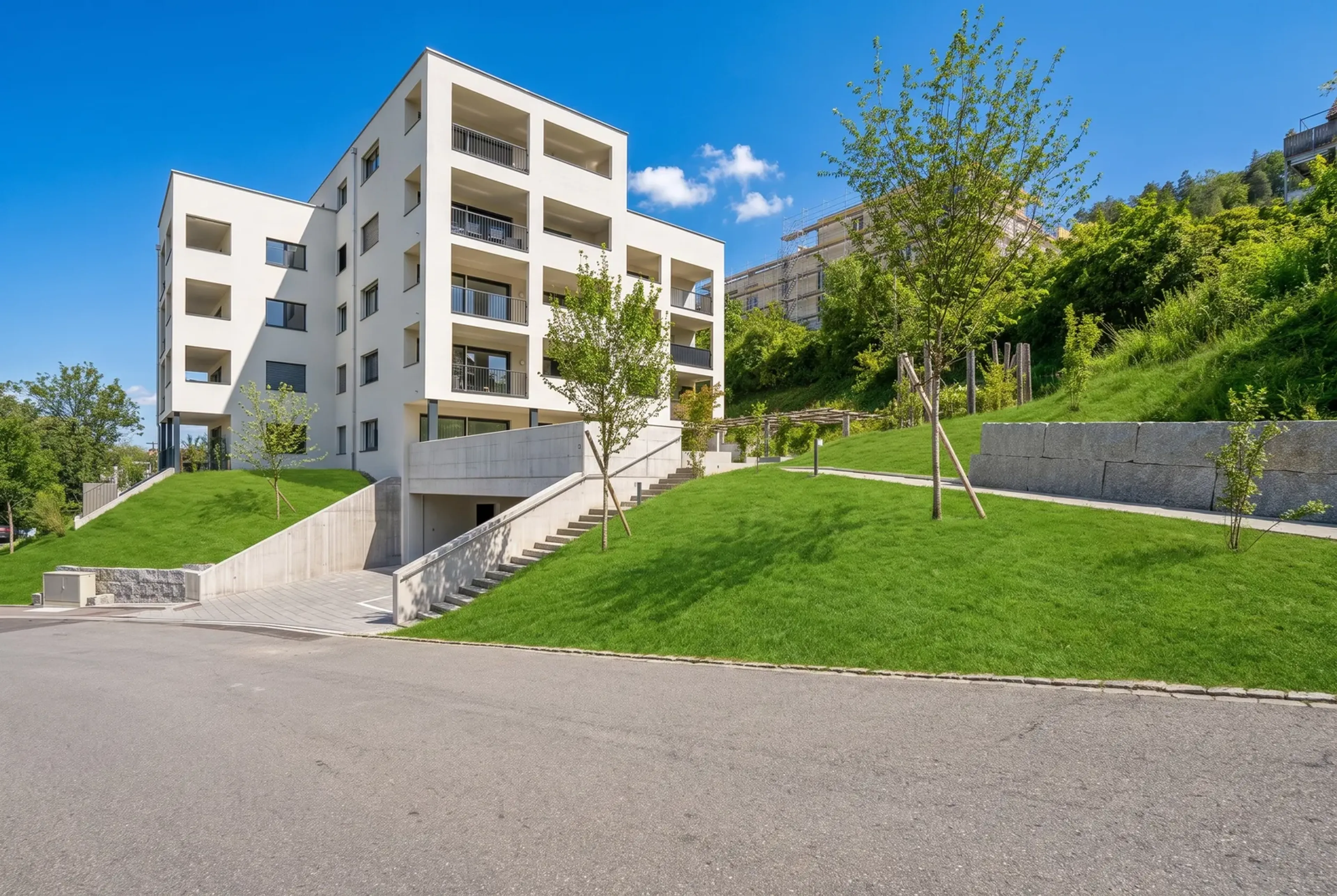 2.5-Zimmer-Wohnung mit 20 m² Balkon, ab sofort bezugsbereit