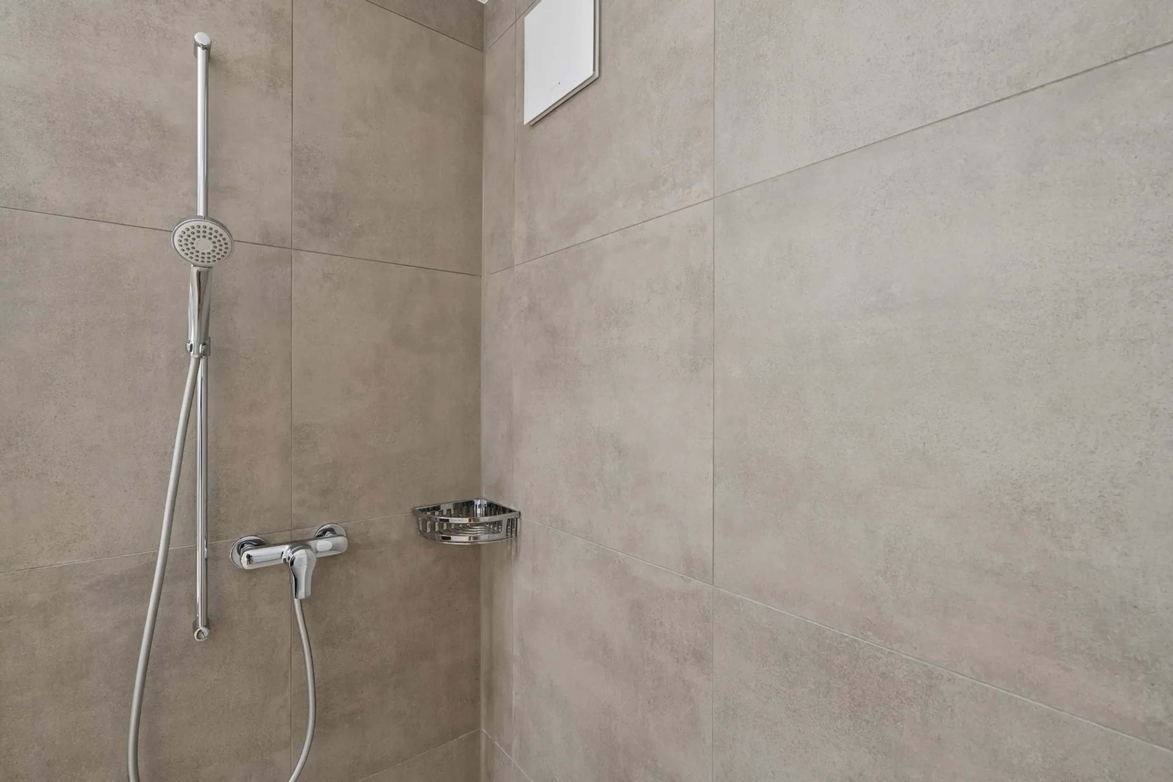 2.5-Zimmer-Wohnung mit 20 m² Balkon, ab sofort bezugsbereit - 20