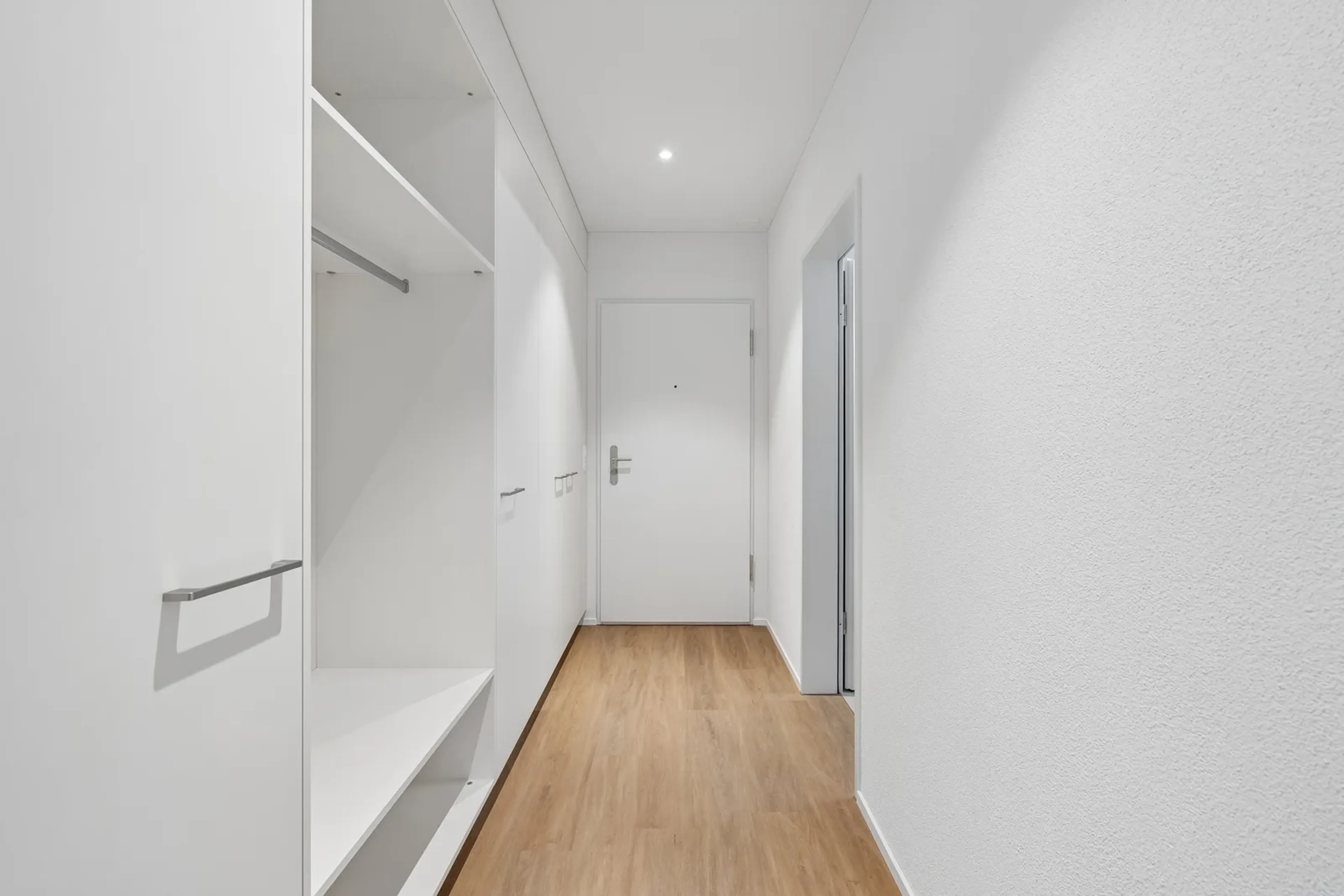 2.5-Zimmer-Wohnung mit 20 m² Balkon, ab sofort bezugsbereit - 10
