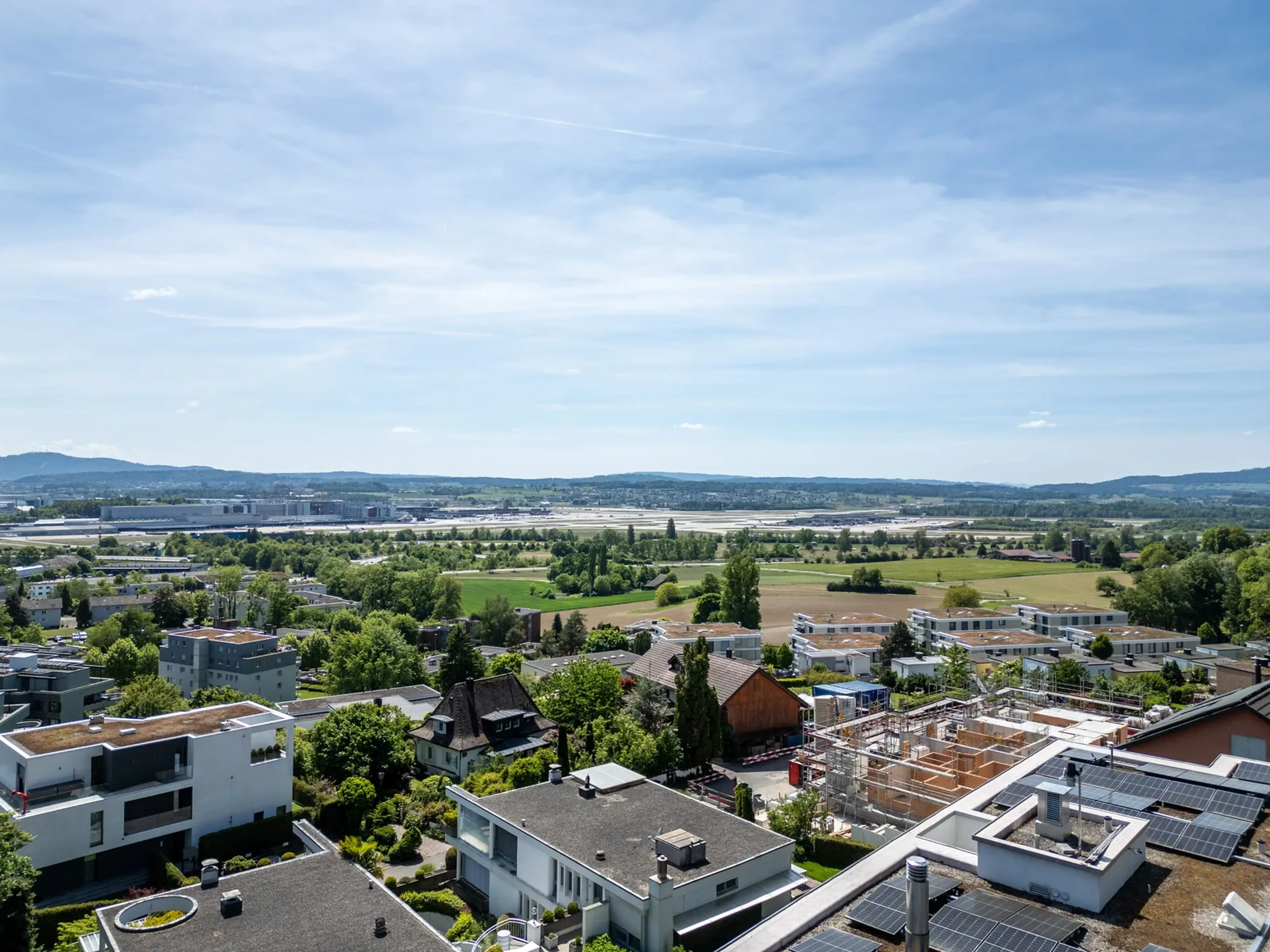 Grosszügige Gartenwohnung mit Traumaussicht inklusive zwei Garagenplätzen - 13