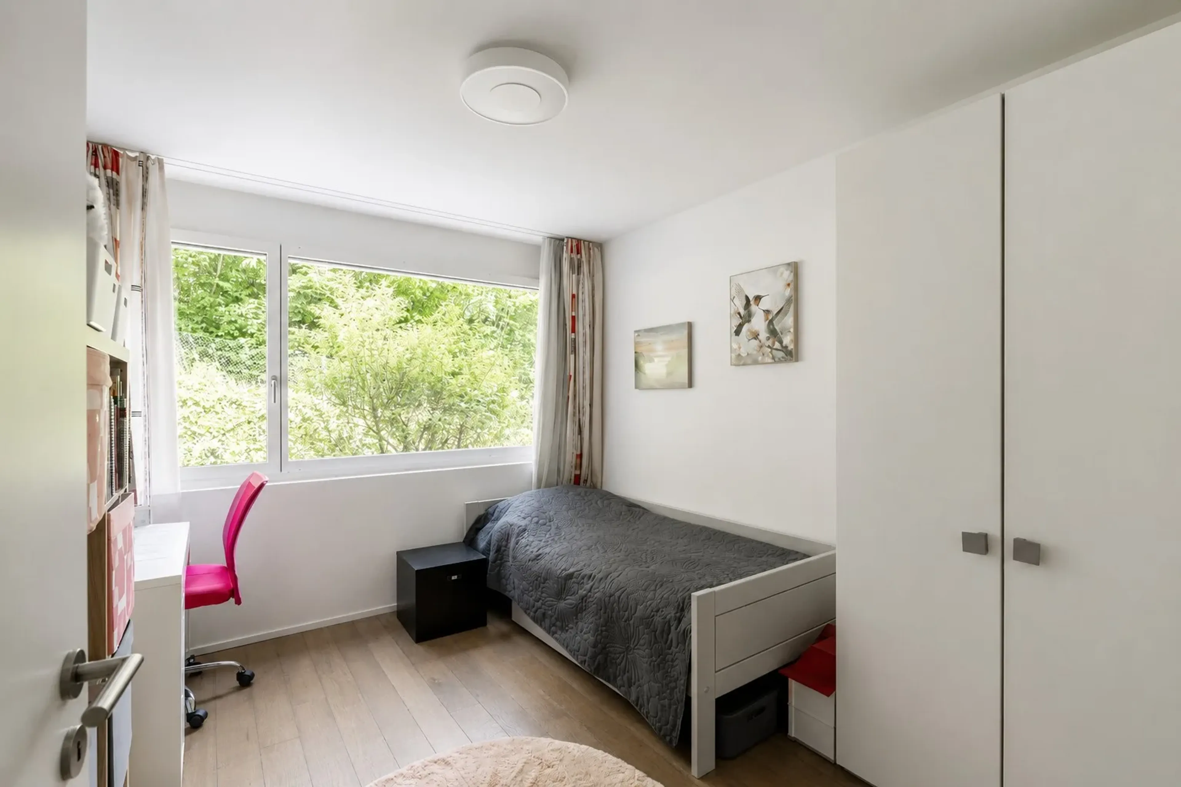 Grosszügige Gartenwohnung mit Traumaussicht inklusive zwei Garagenplätzen - 10