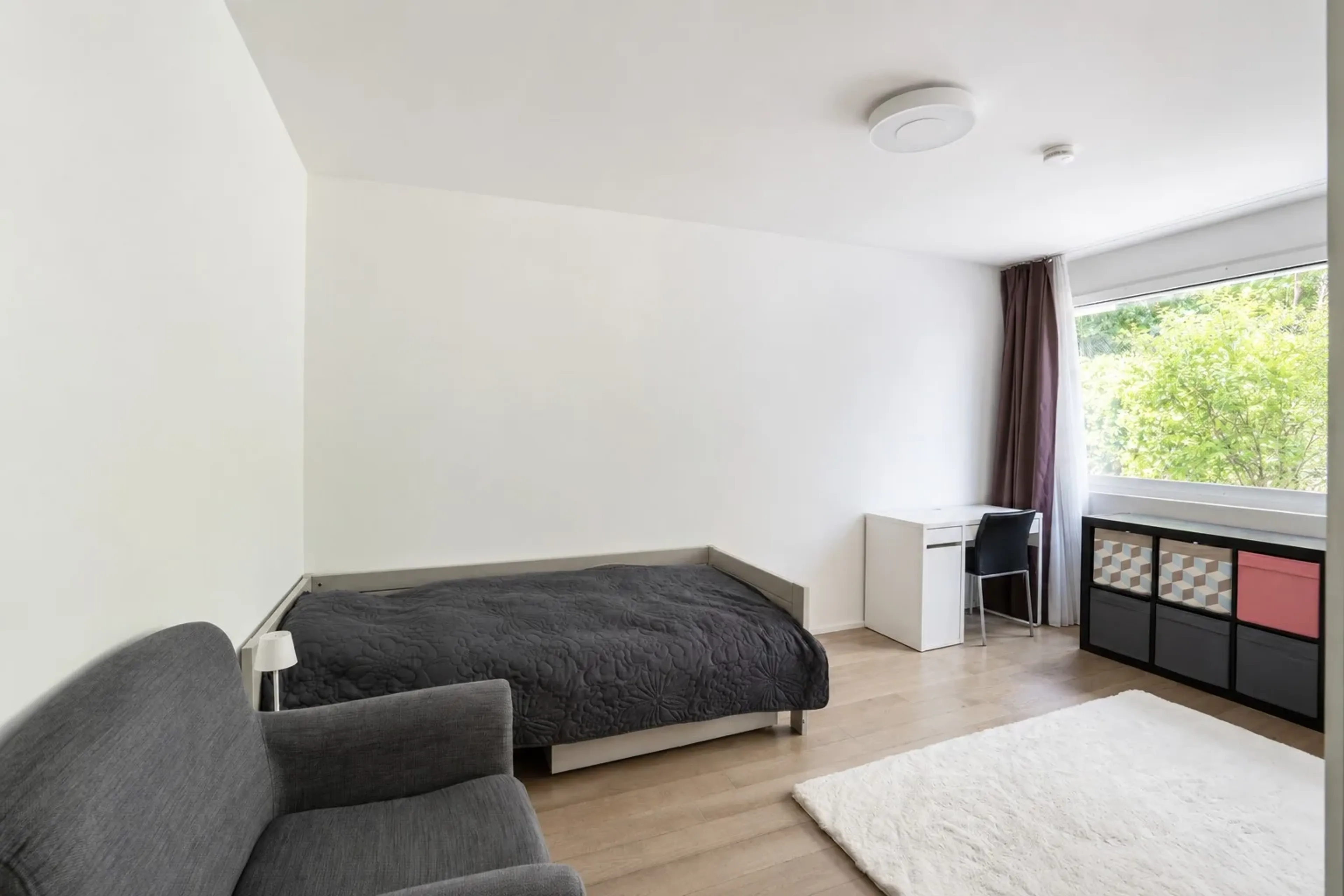 Grosszügige Gartenwohnung mit Traumaussicht inklusive zwei Garagenplätzen - 9