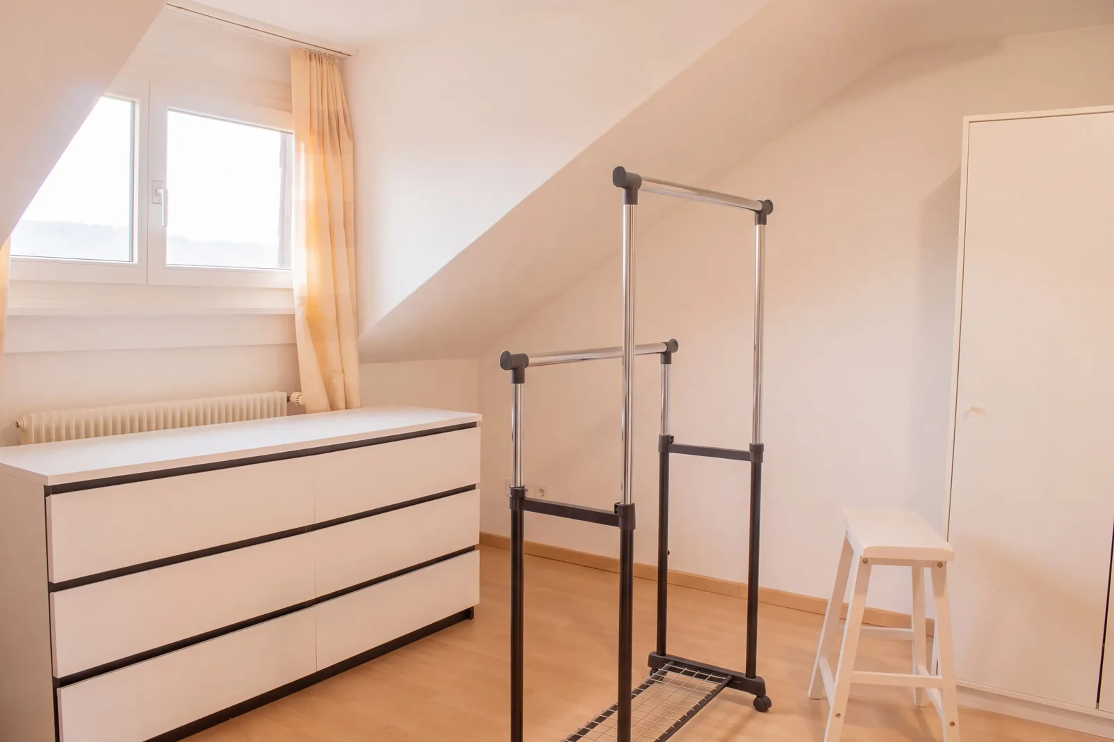 Zwei Häuser, unzählige Möglichkeiten. Platz für Ihre Wohnträume - 10