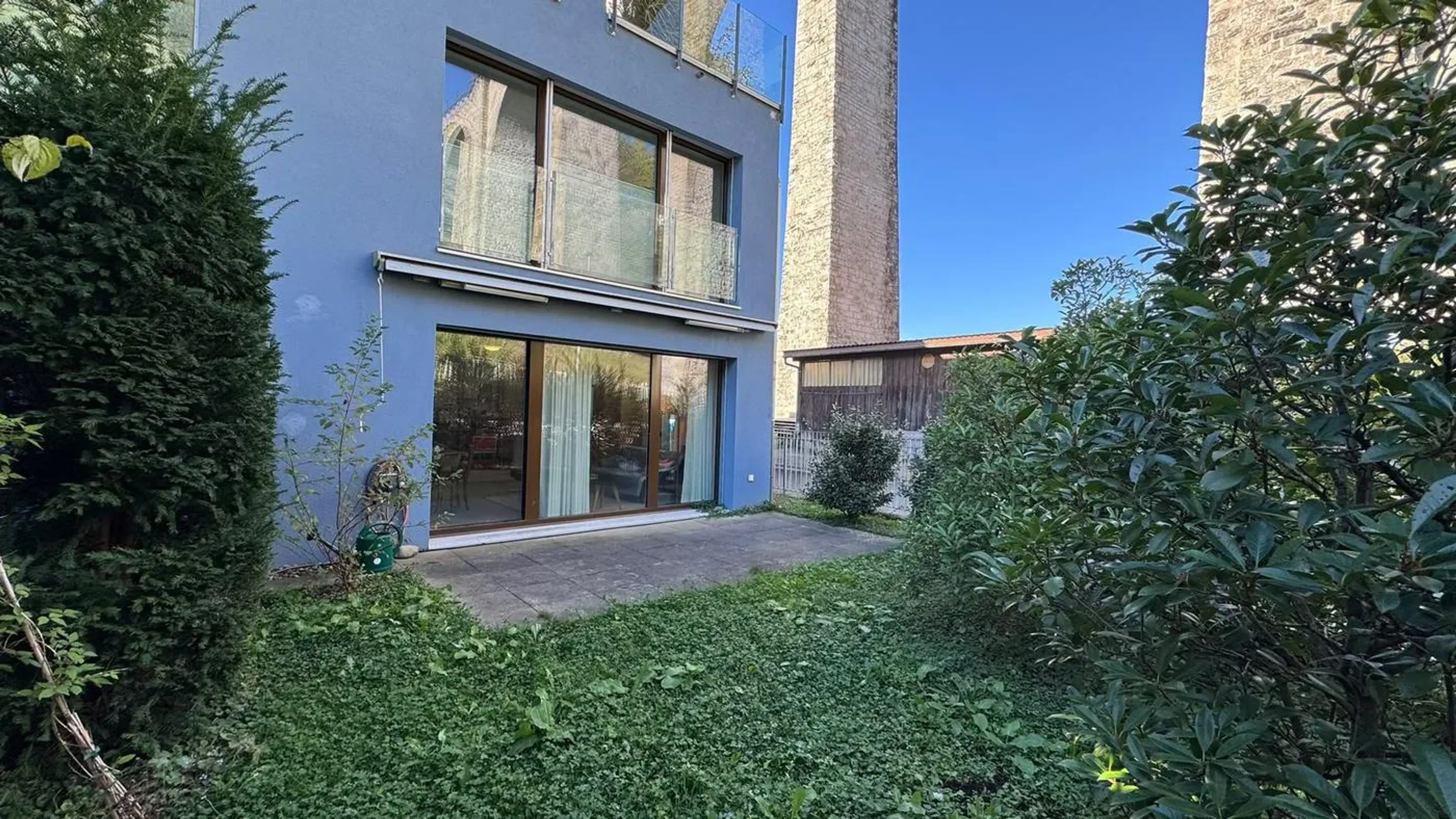 HELL, MODERN, MIT EIGENEM GARTEN – IDEAL ZUM WOHNEN, ARBEITEN ODER ALS ATELIER - Bild 6