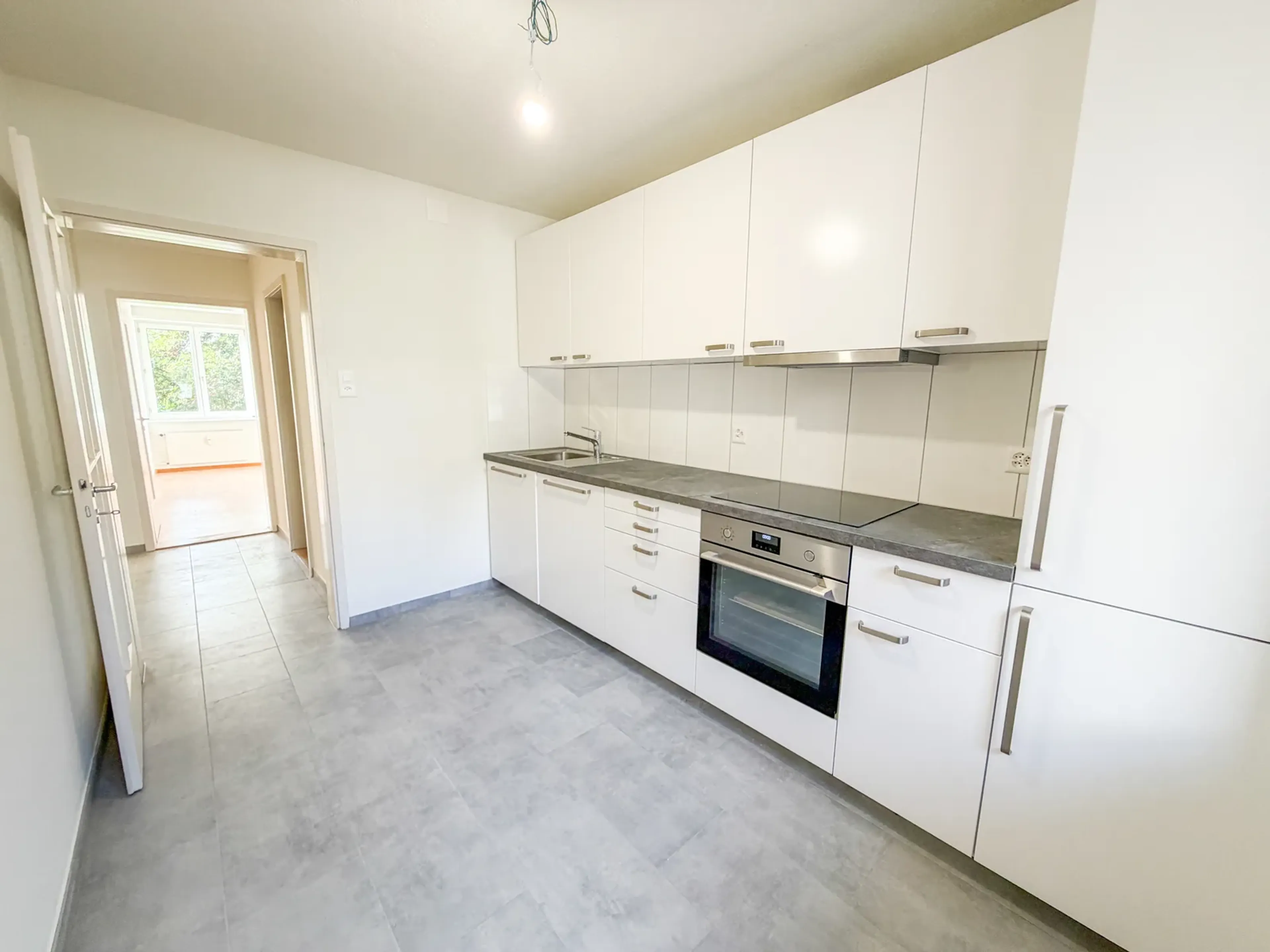 3-Zimmerwohnung mit Balkon ins Grüne in Basel mieten - 3