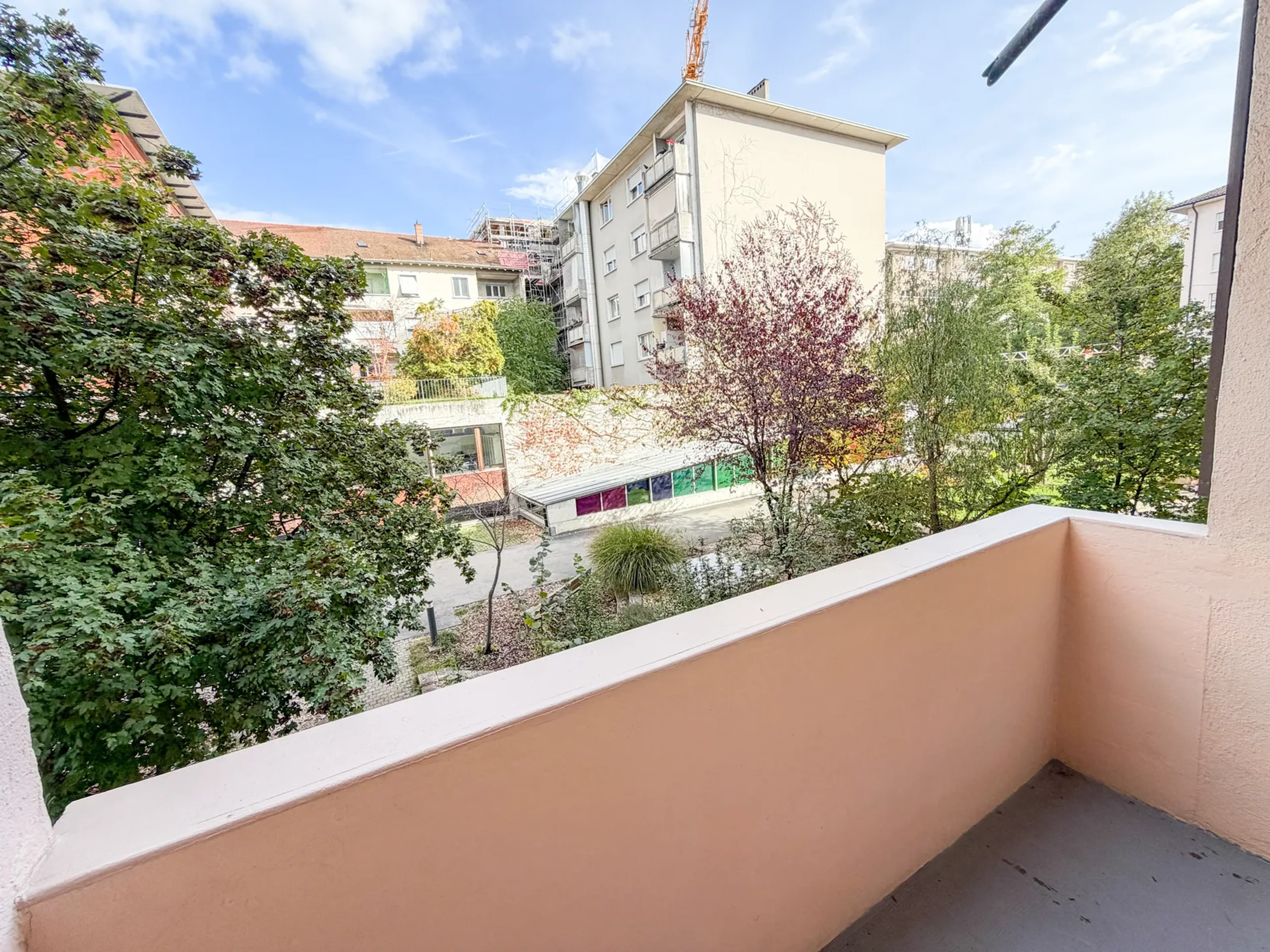 3-Zimmerwohnung mit Balkon ins Grüne in Basel mieten