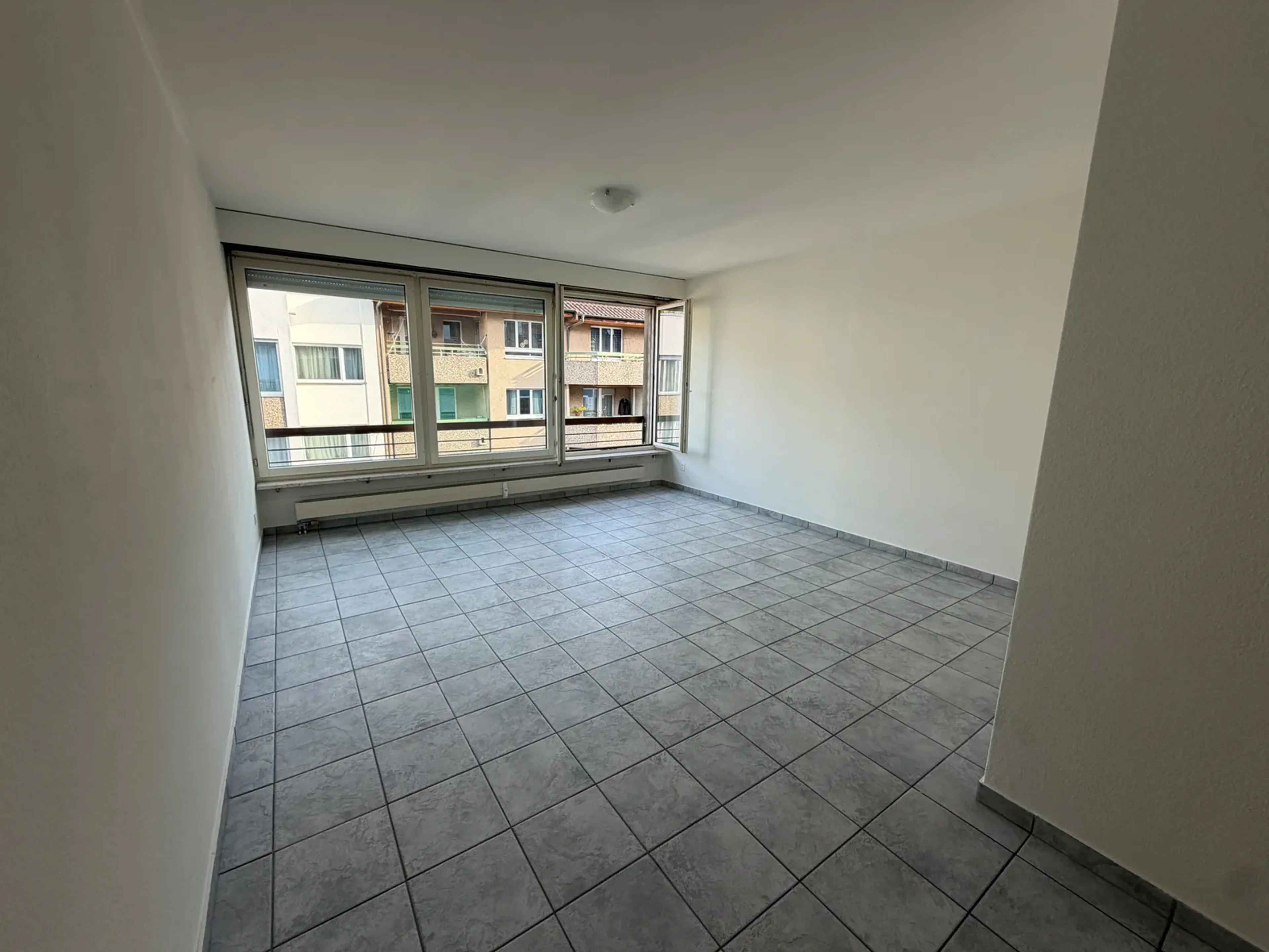 1-Zimmer-Wohnung mit Lift im 4. OG in Basel-Gundeldingen mieten