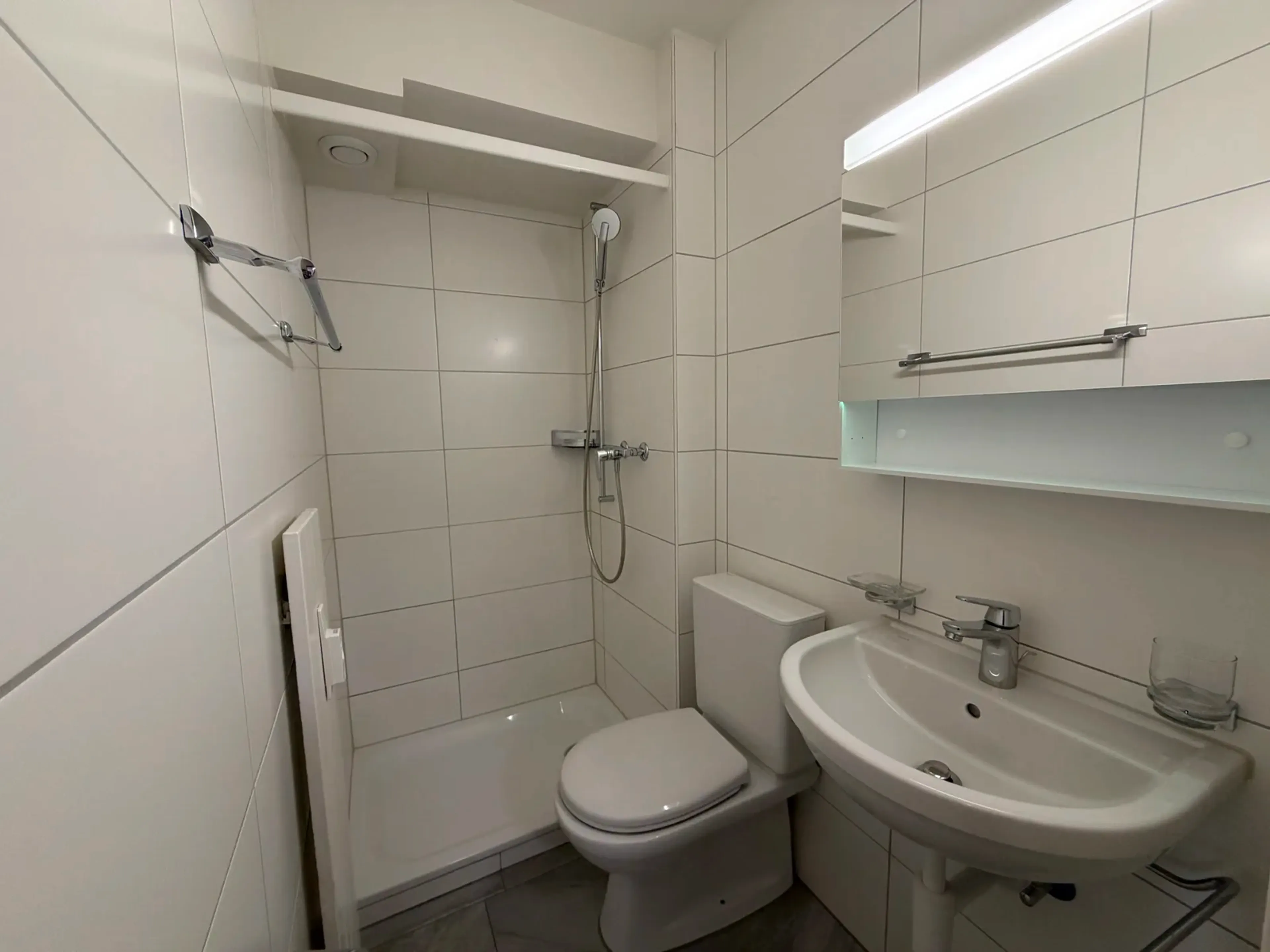 1-Zimmer-Wohnung mit Lift im 4. OG in Basel-Gundeldingen mieten - 5