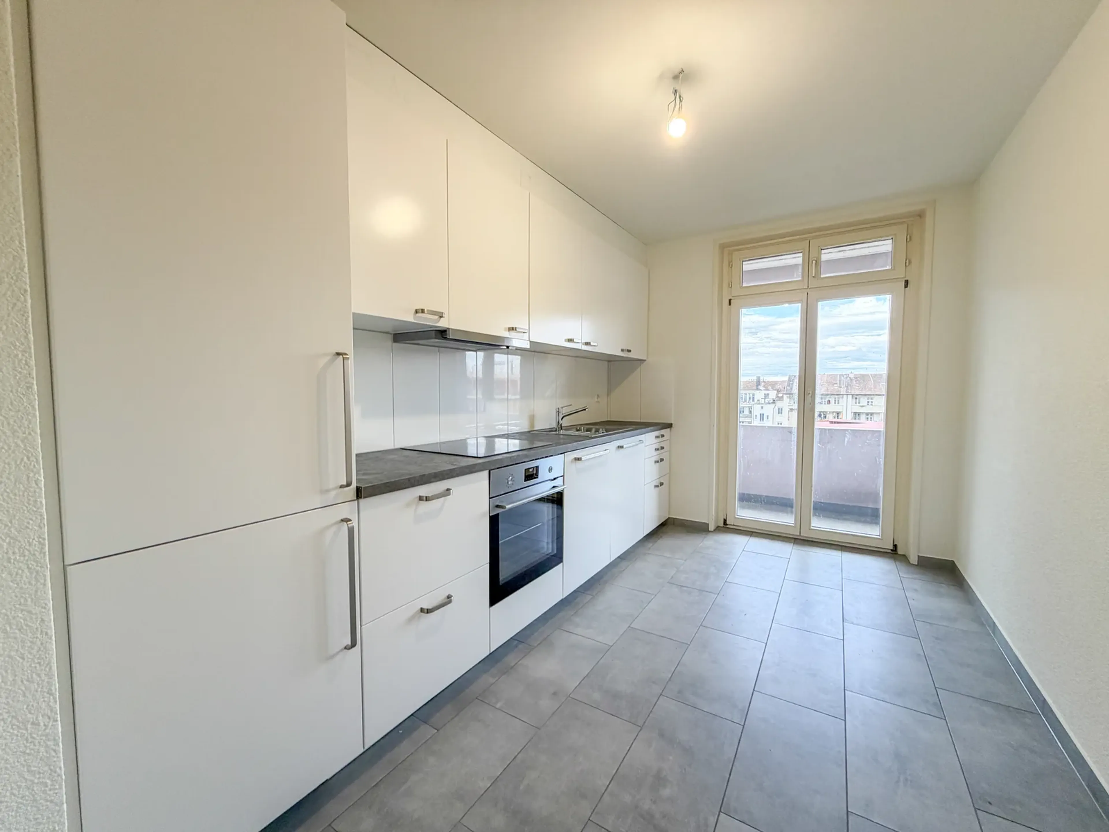 3-Zimmer-Dachwohnung mit Balkon im Klybeck - 2