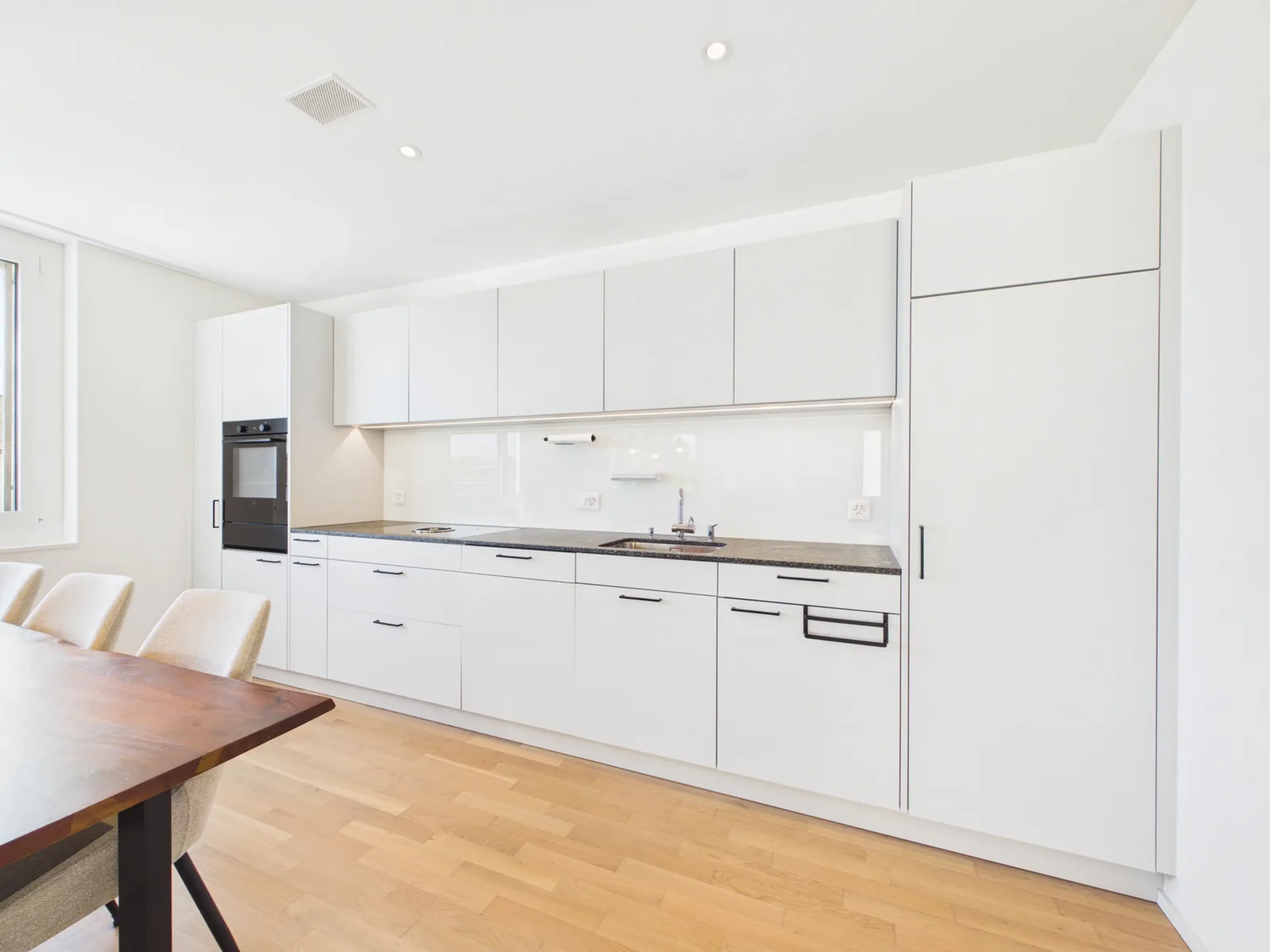 Modernes Wohnen mit Südbalkon in Stadtnähe - 6