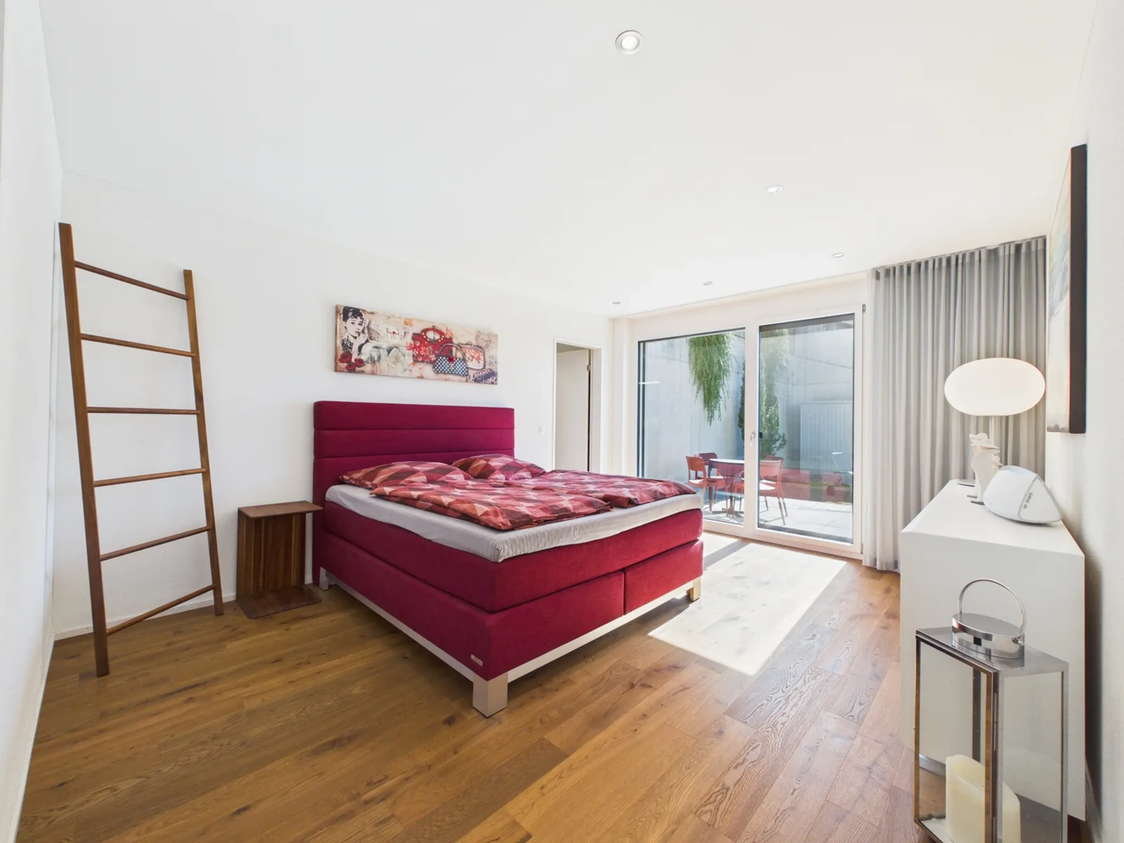 Exklusive 4.5-Zimmer-Wohnung mit grosszügiger Terrasse und Balkon - 7