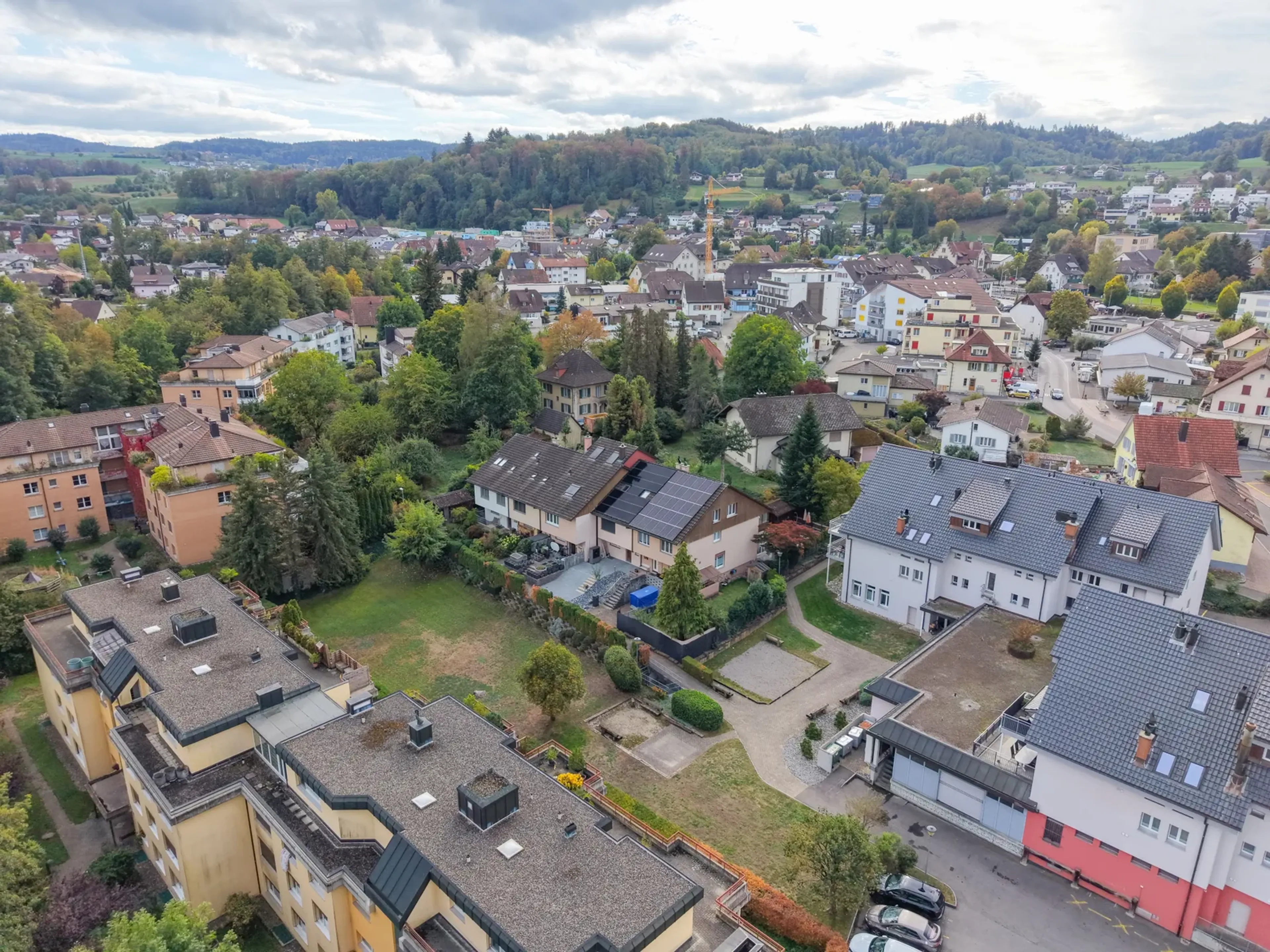 6.5-Zimmer-Reiheneckhaus mit Wintergarten und Photovoltaikanlage in Seon - 4