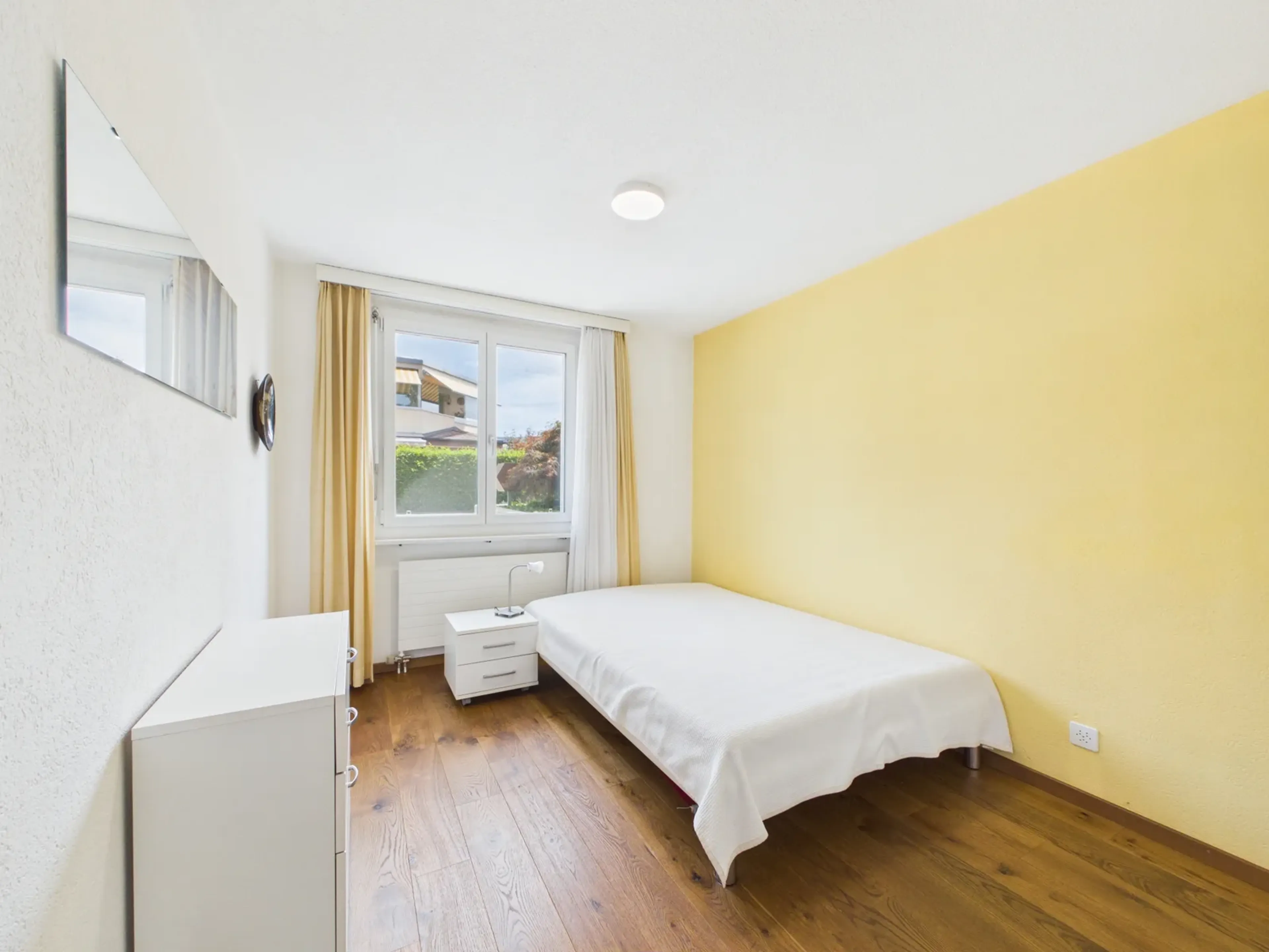 Grosszügiges 6.5-Zimmer-Einfamilienhaus an ruhiger Privatstrasse - 26