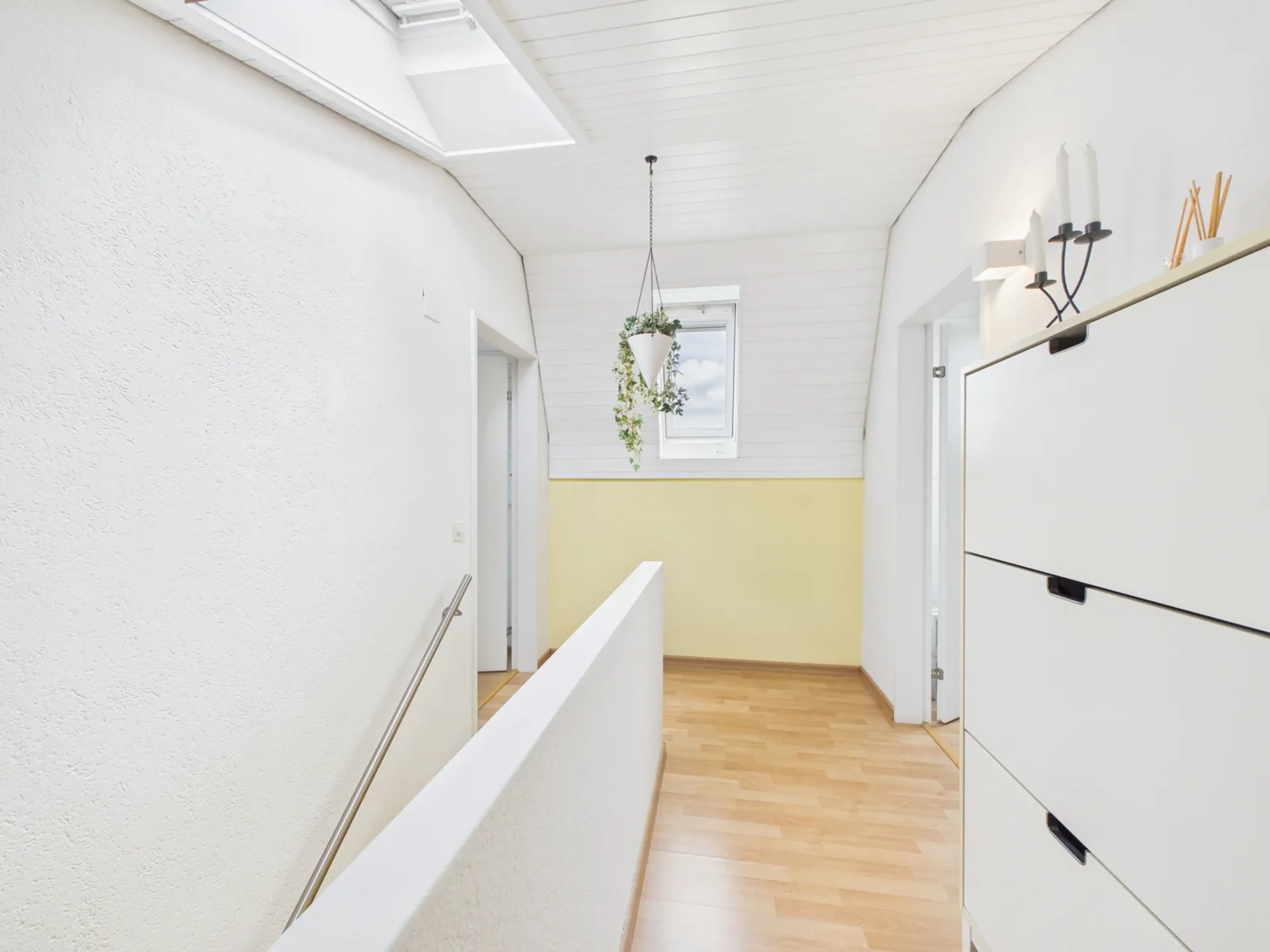 Grosszügiges 6.5-Zimmer-Einfamilienhaus an ruhiger Privatstrasse - 14