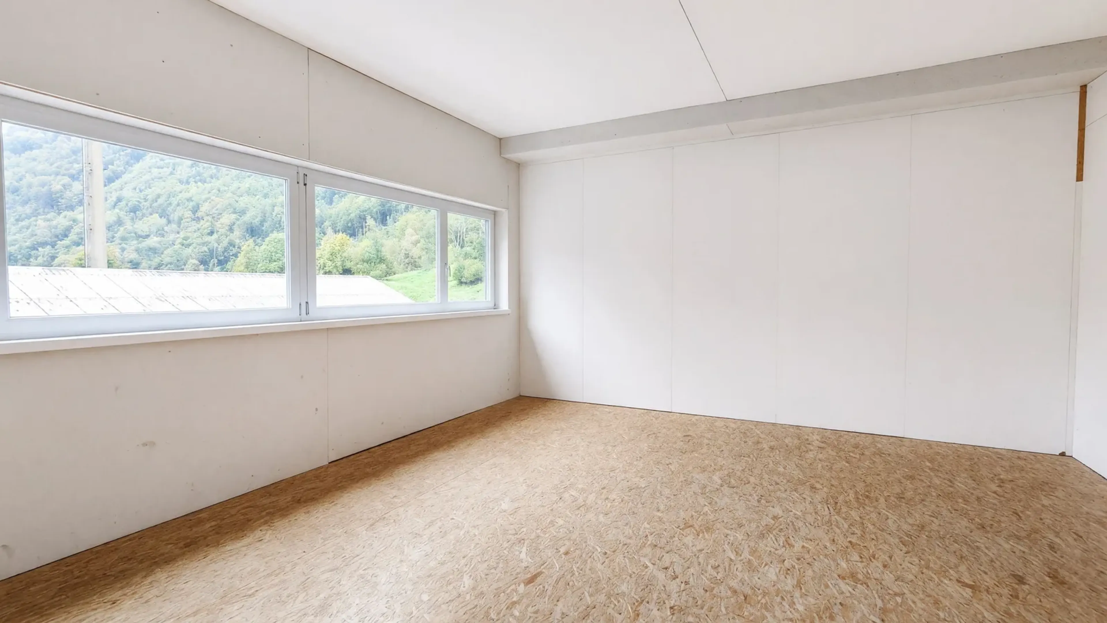 27 m² Lagerraum mit Tageslicht in Ried SZ mieten