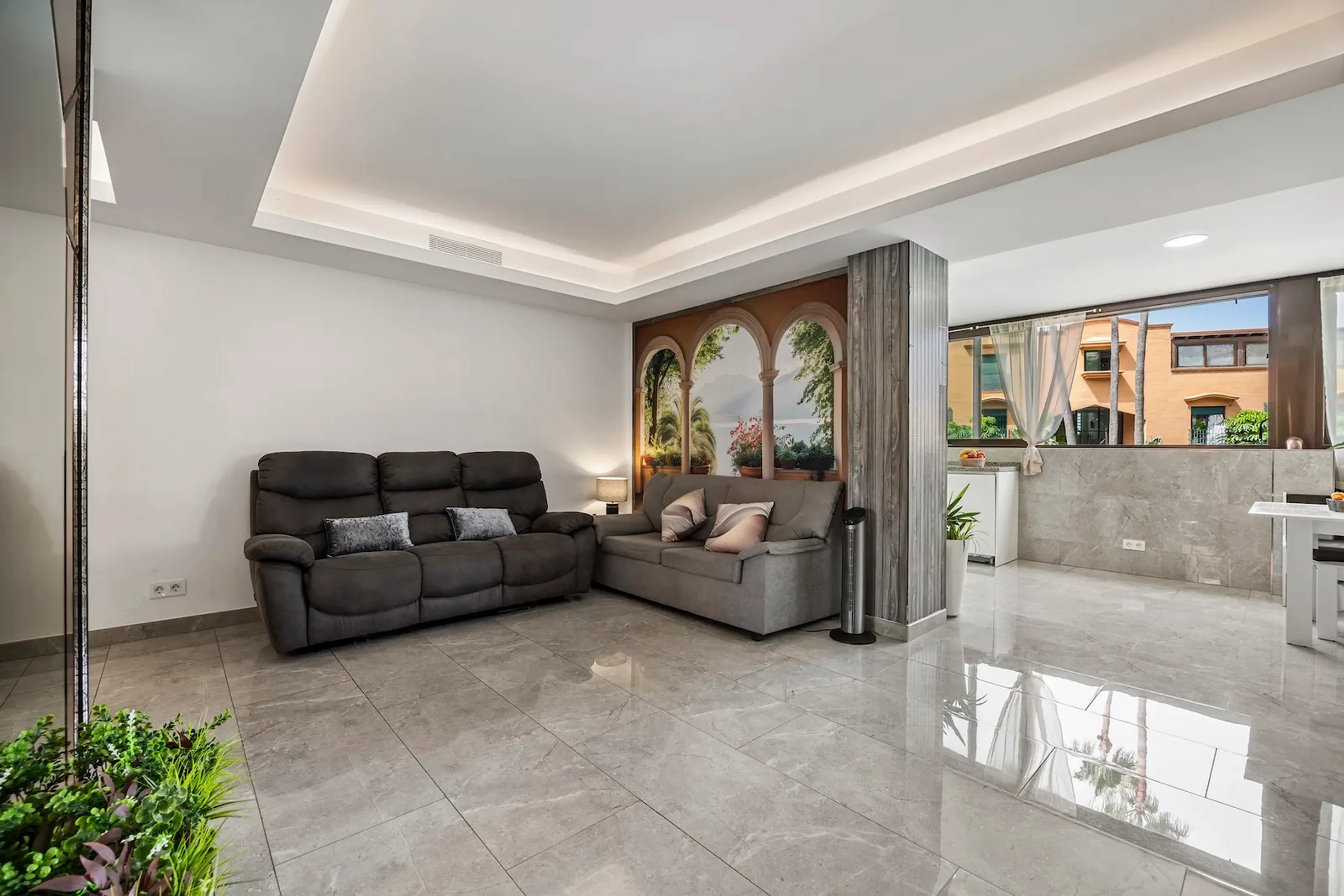 3-Zimmer-Wohnung mit 35 m² Terrasse und Poolanlage in Marbella - 4