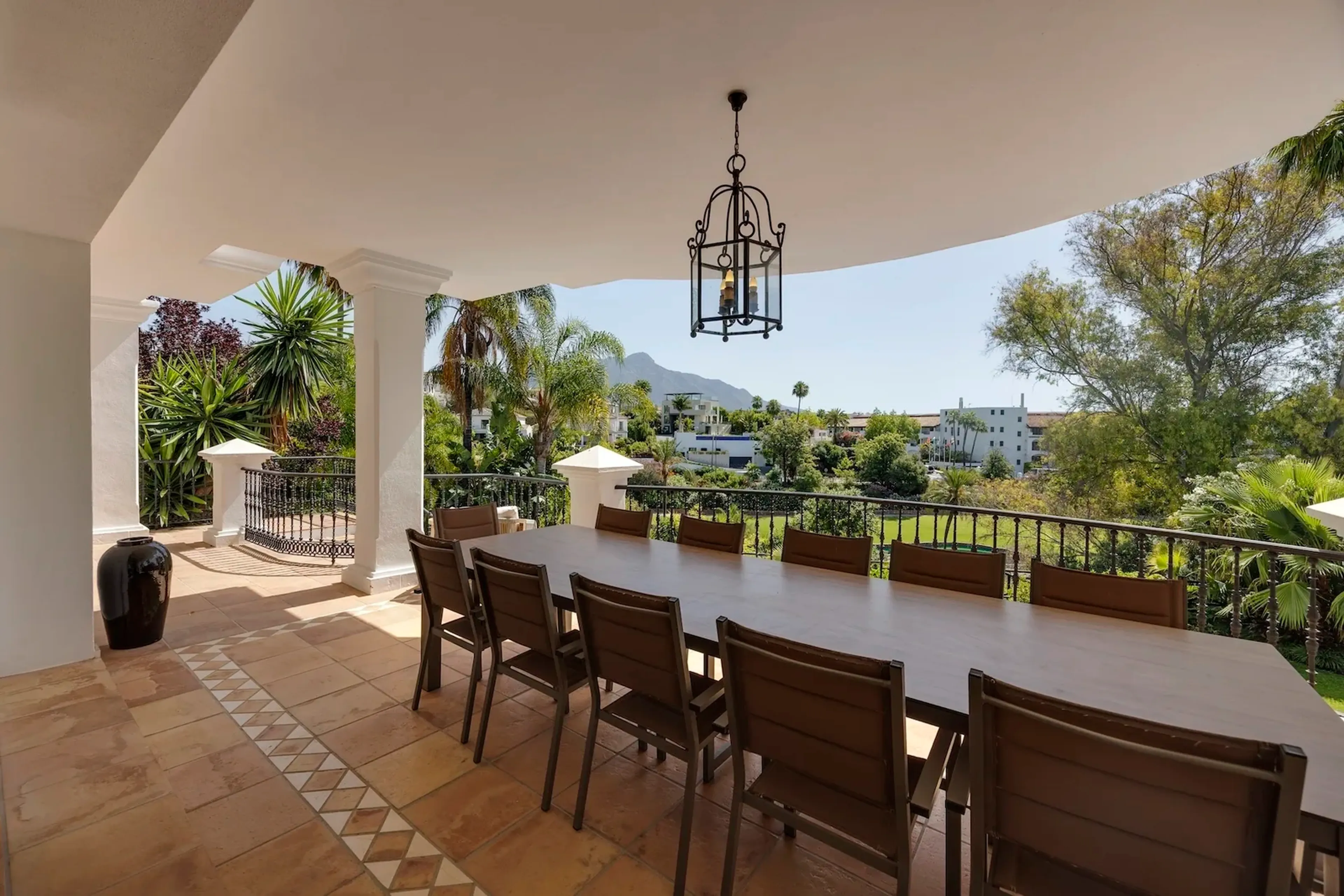 Villa mit 10 Zimmern, Pool und Bergblick in Benahavís - 32