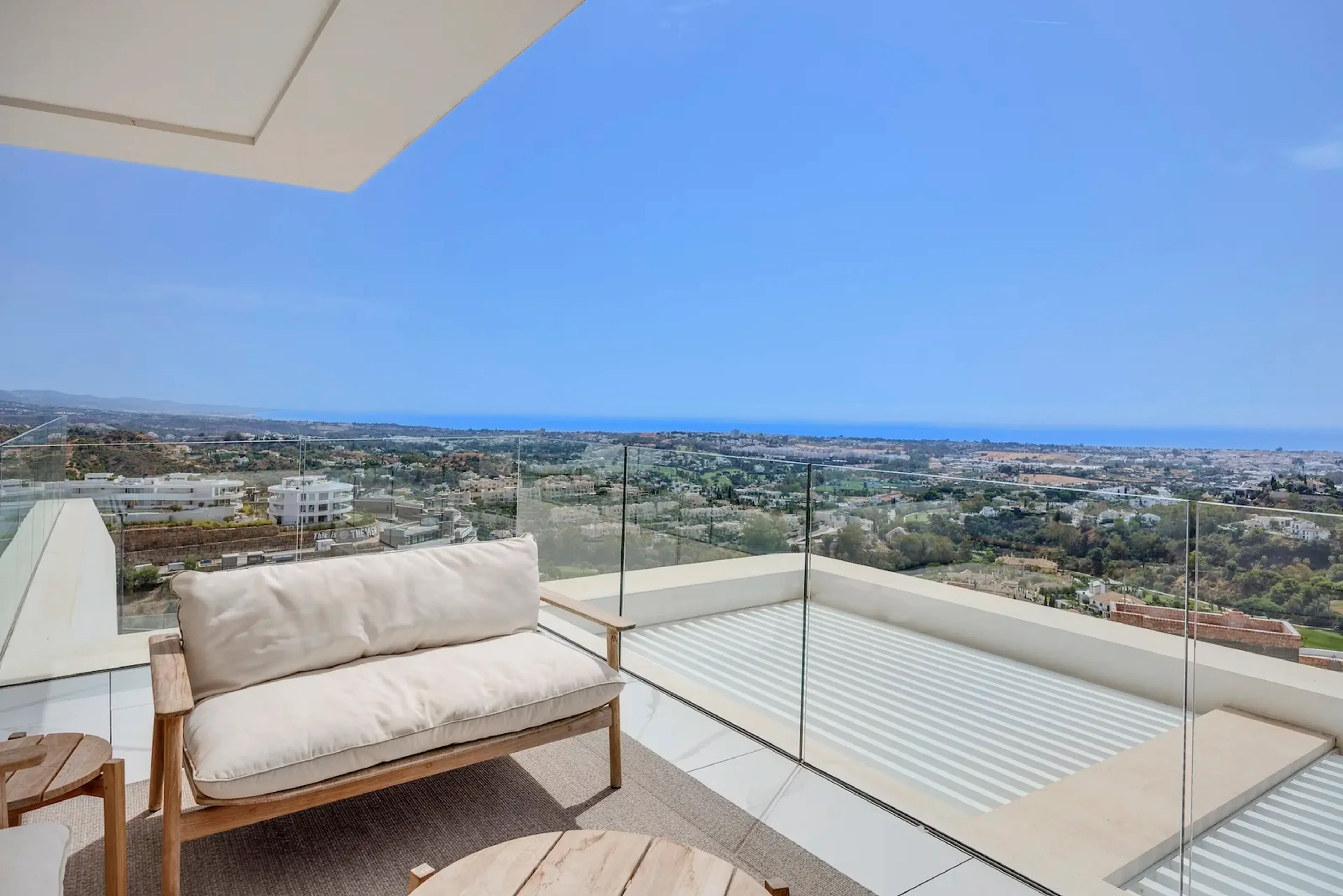 Meerblick pur: 4-Zimmer-Apartment mit 61 m² Terrasse in Benahavís - 27