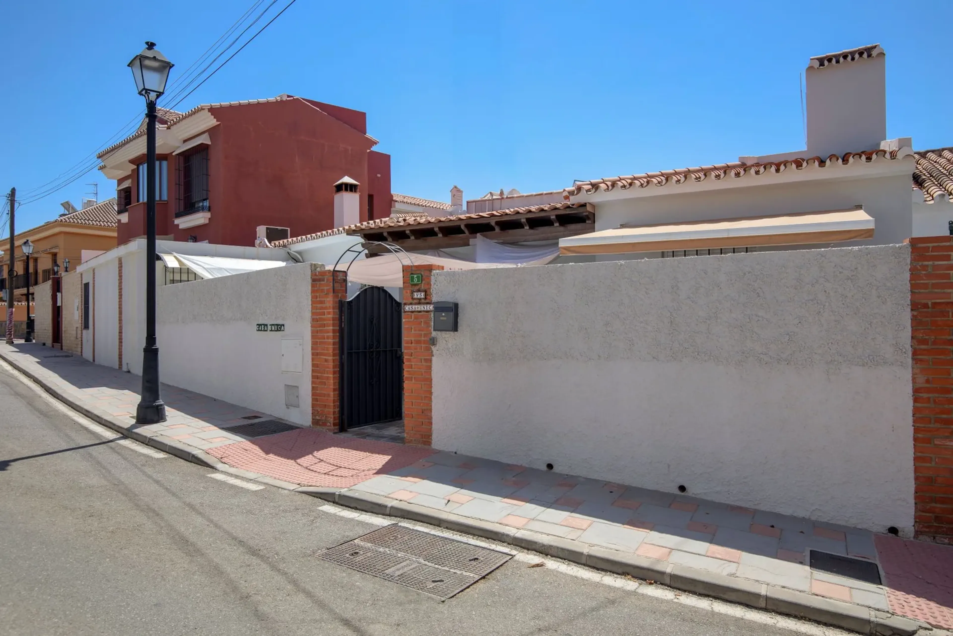 5-Zimmer-Villa auf einer Ebene mit Studio in Los Pacos, Fuengirola - 31