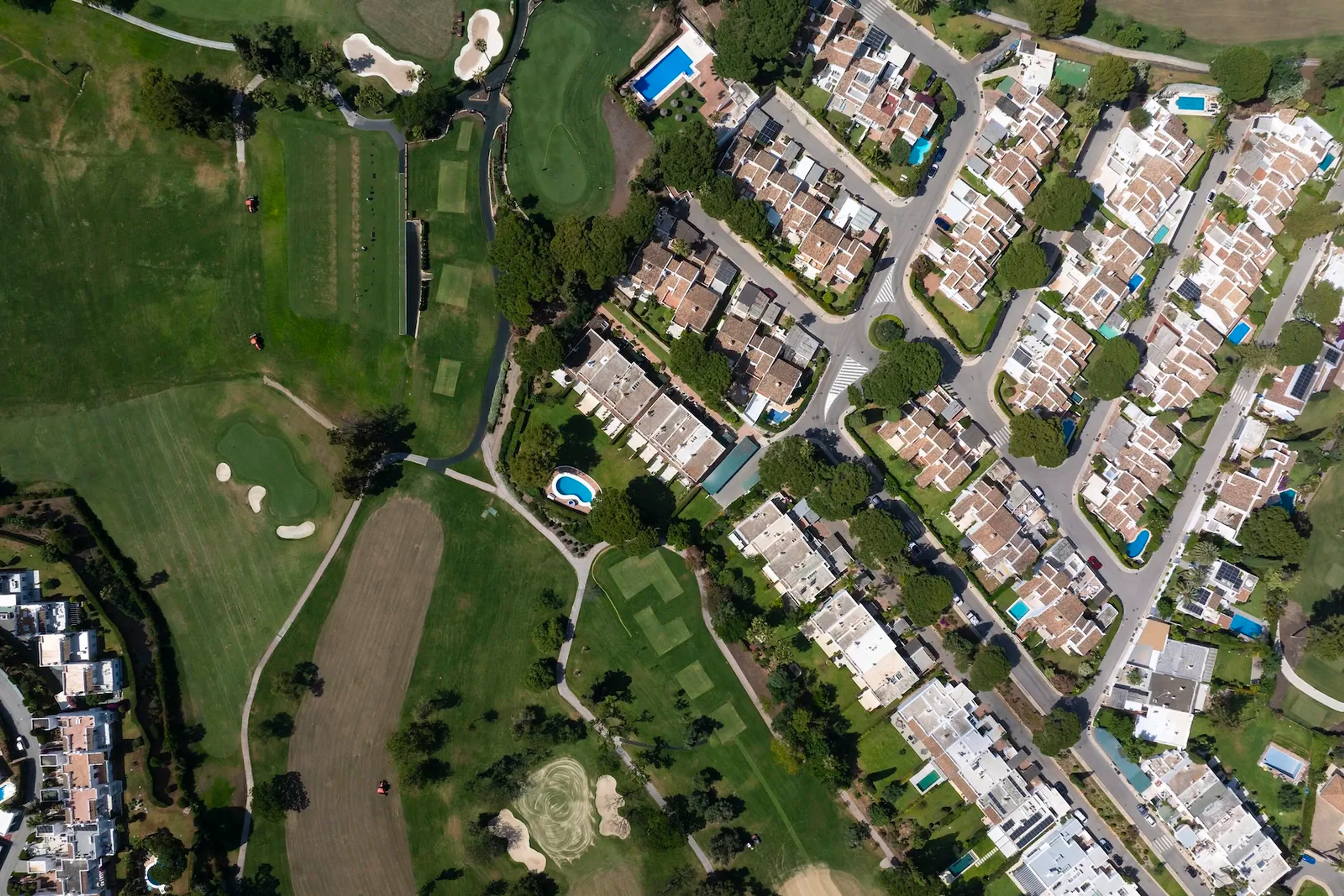 4-Zimmer-Doppelhaushälfte mit Pool-Anlage am Aloha Golf, Marbella - 37