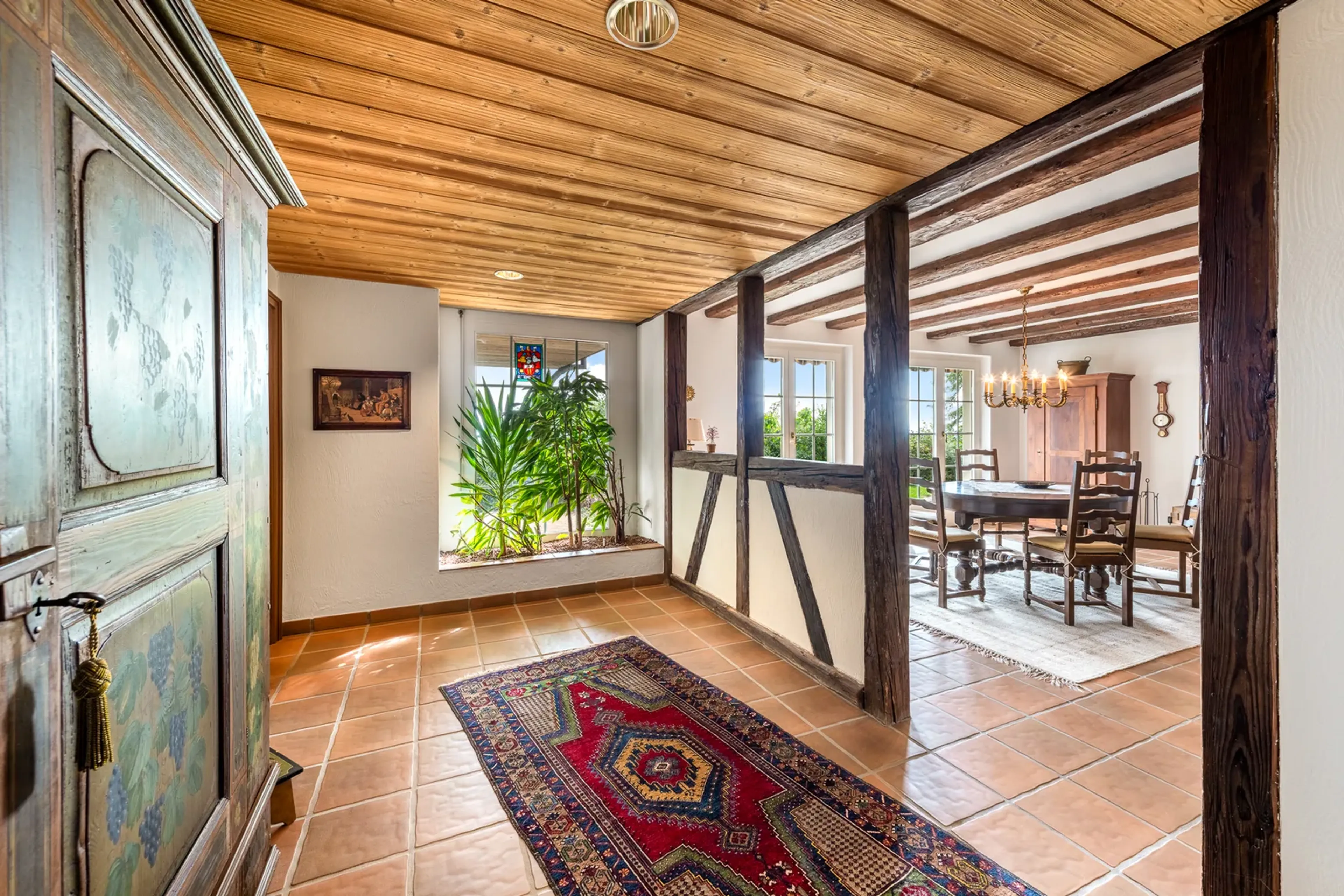Herrschaftliche Villa mit traumhafter Weitsicht und viel Potenzial - 5