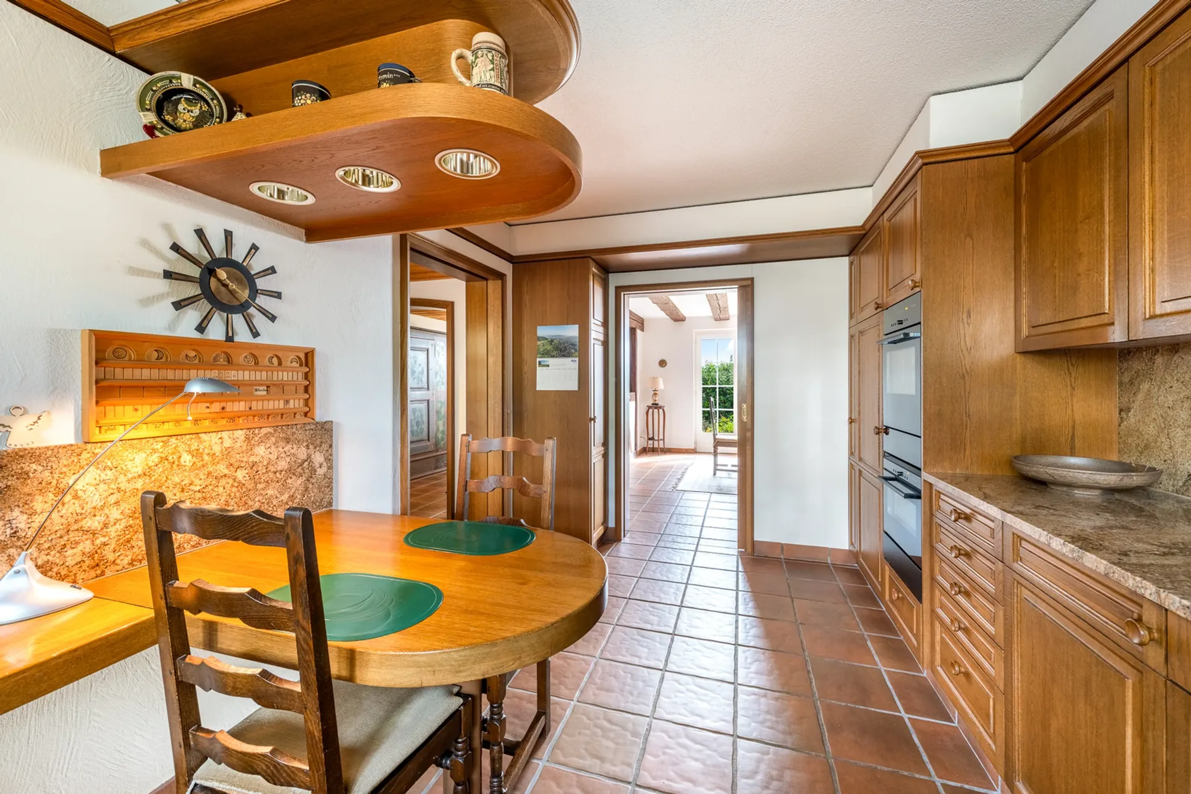 Herrschaftliche Villa mit traumhafter Weitsicht und viel Potenzial - 43