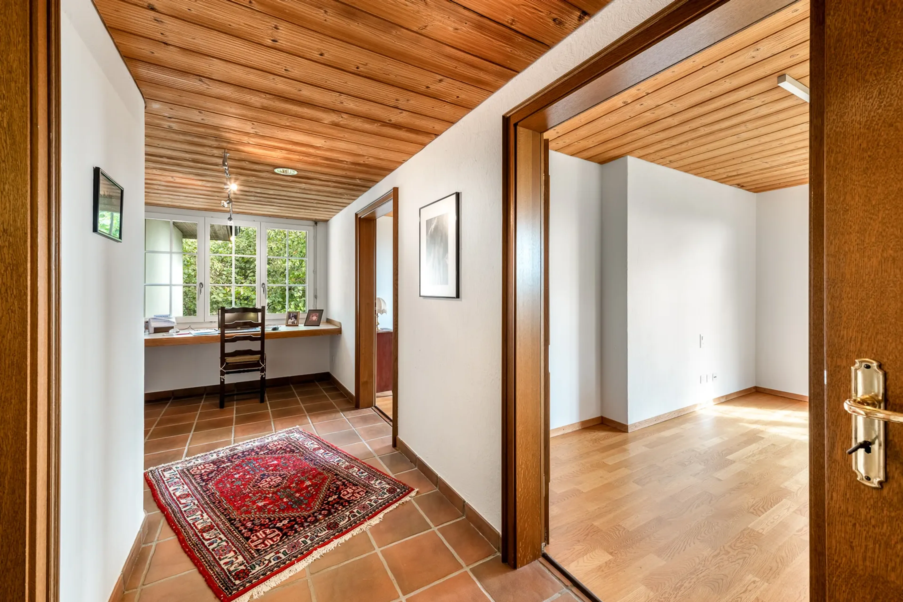 Herrschaftliche Villa mit traumhafter Weitsicht und viel Potenzial - 5