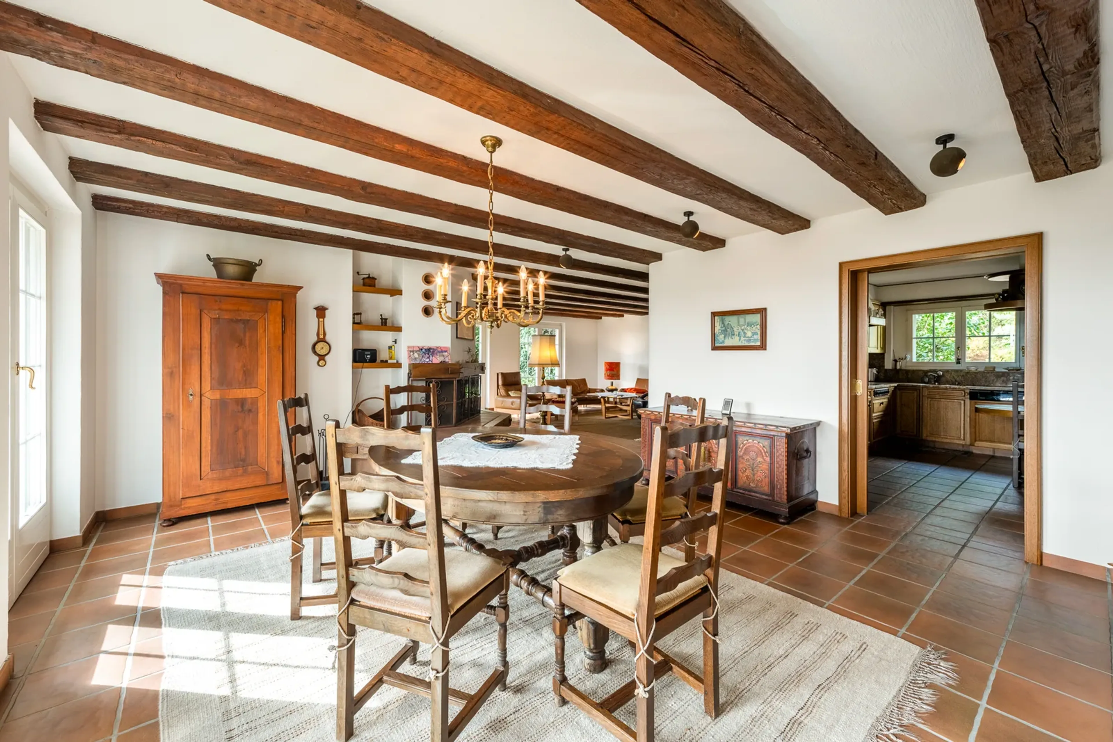 Herrschaftliche Villa mit traumhafter Weitsicht und viel Potenzial - 4