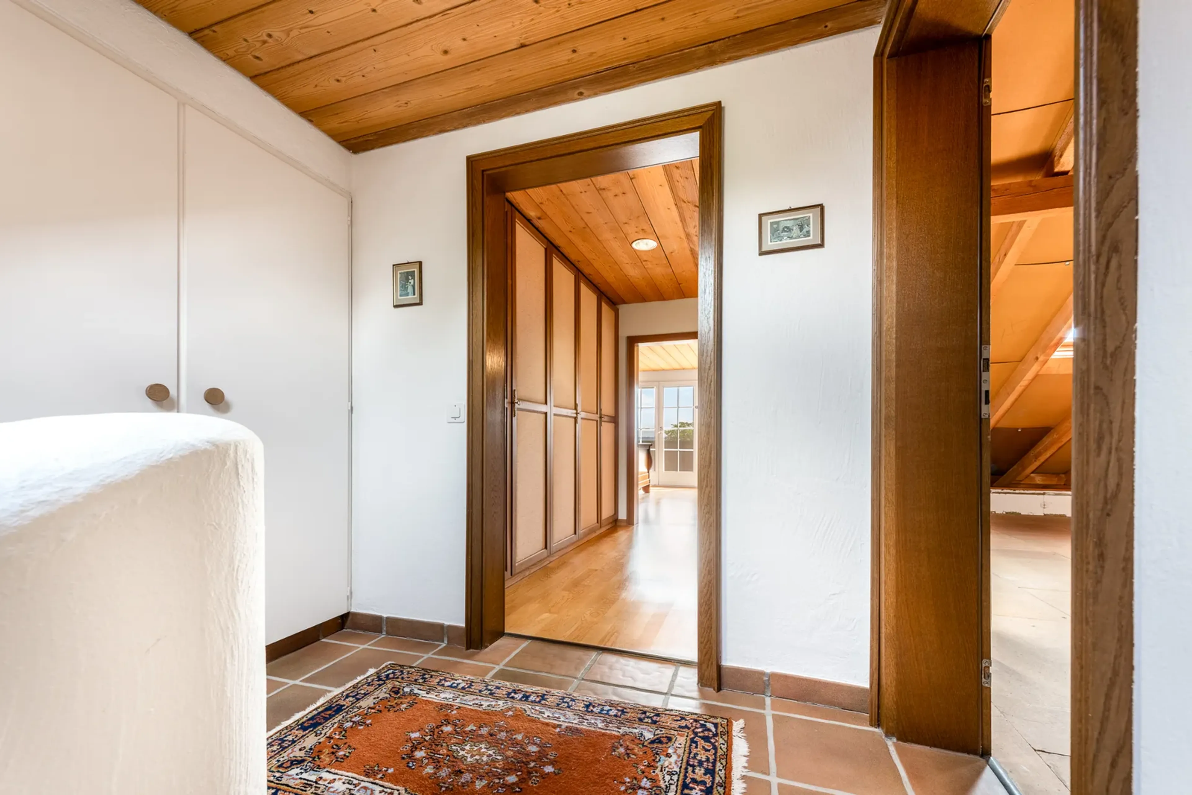 Herrschaftliche Villa mit traumhafter Weitsicht und viel Potenzial - 52