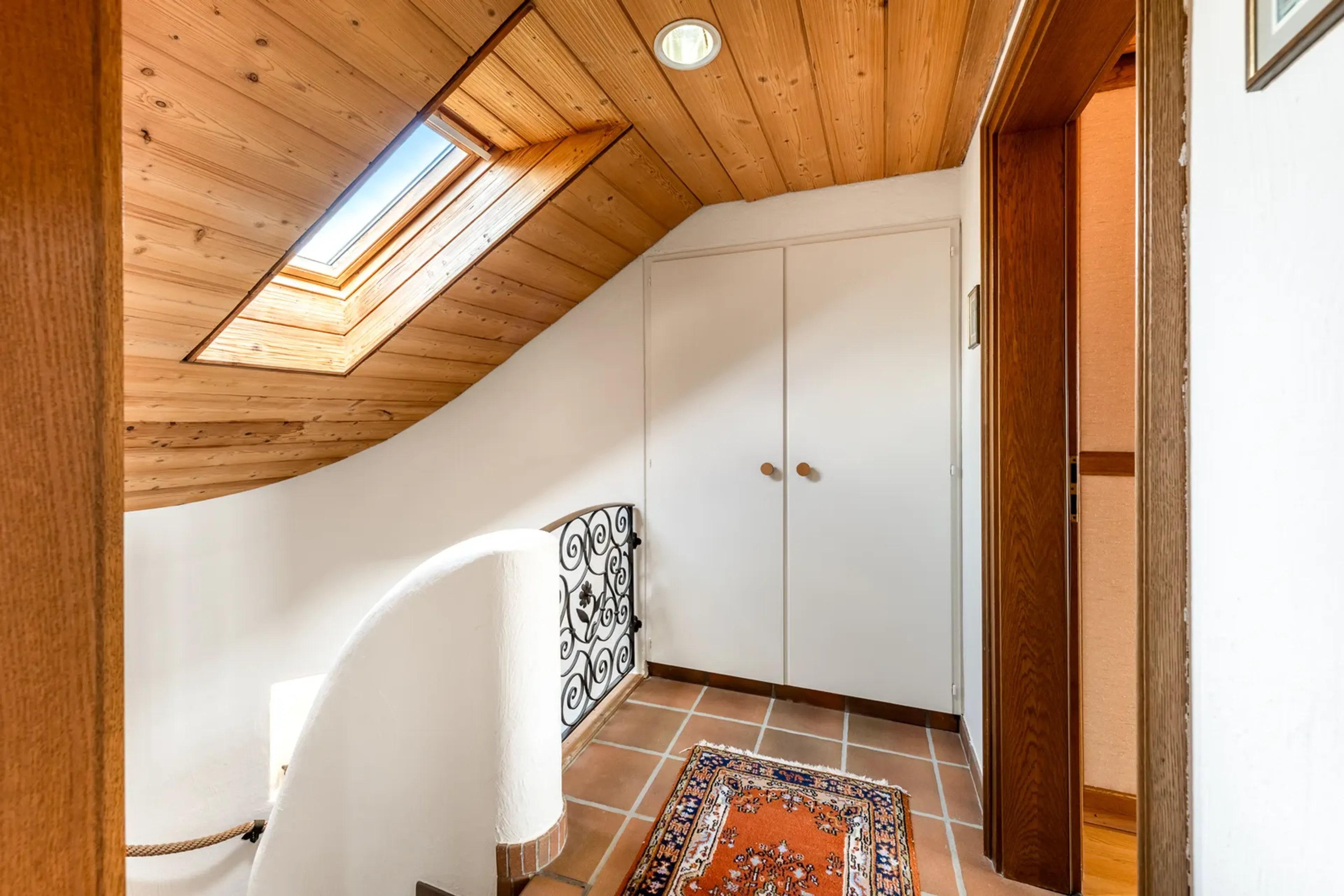 Herrschaftliche Villa mit traumhafter Weitsicht und viel Potenzial - 53