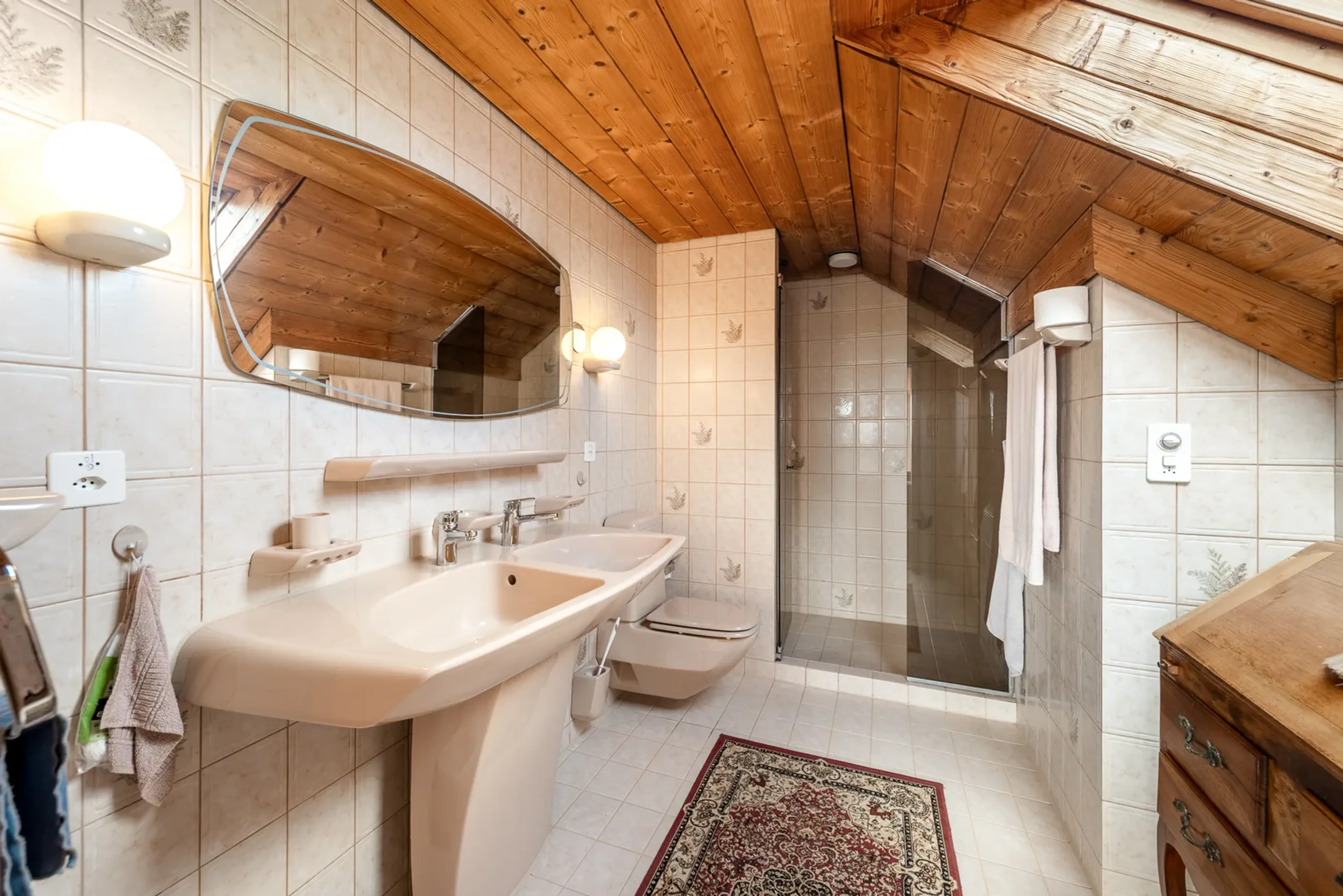 Herrschaftliche Villa mit traumhafter Weitsicht und viel Potenzial - 10