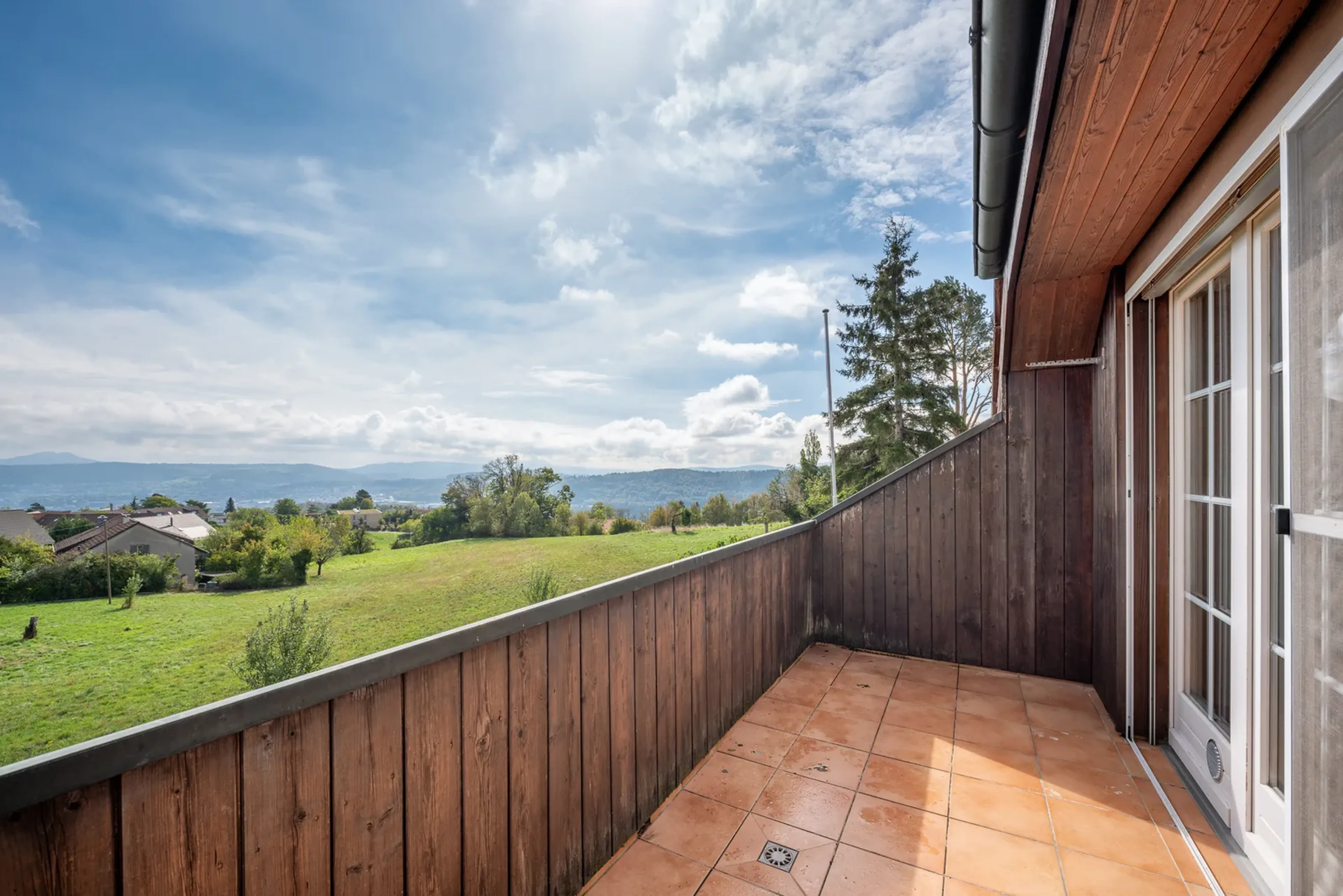 Herrschaftliche Villa mit traumhafter Weitsicht und viel Potenzial - 11