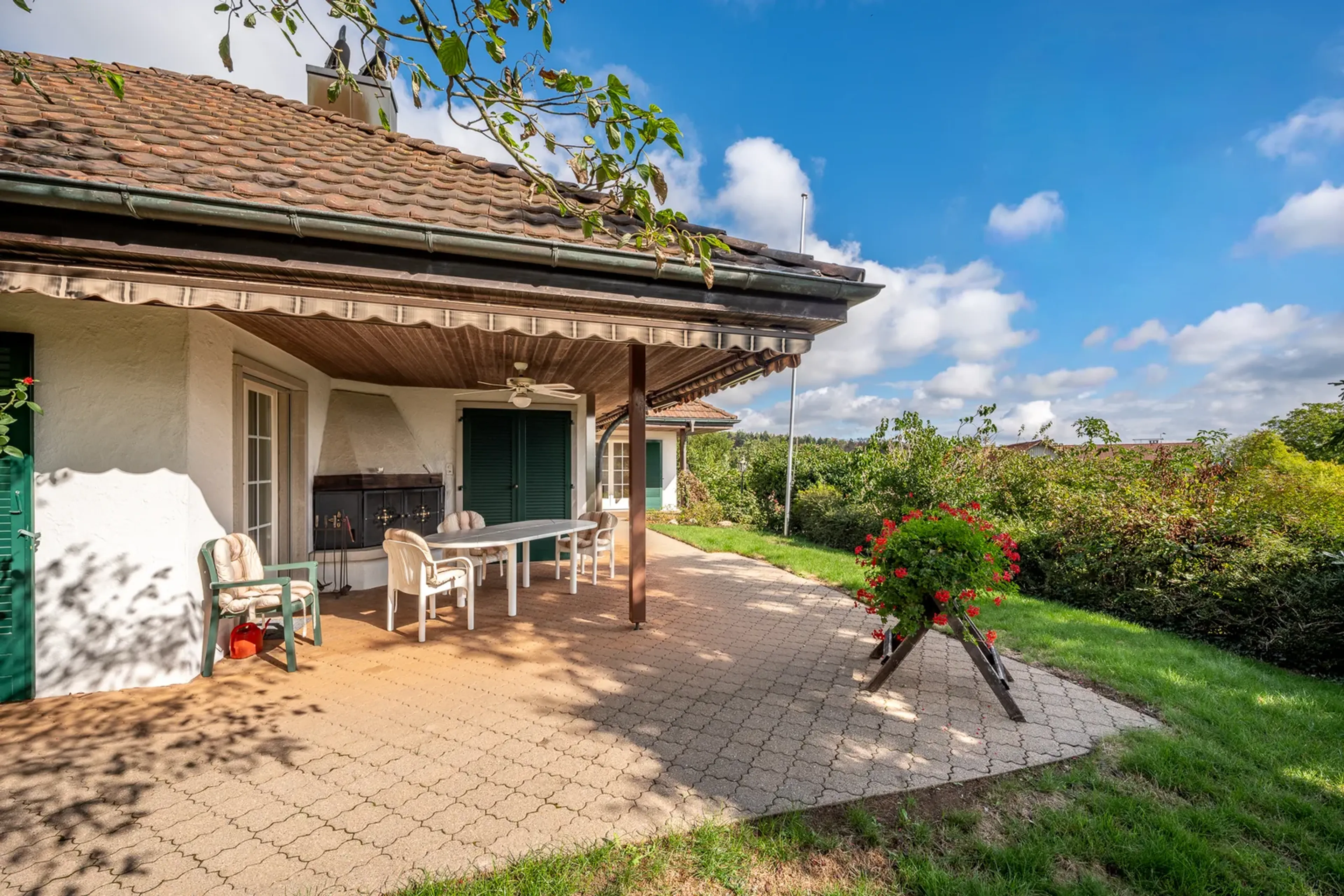 Herrschaftliche Villa mit traumhafter Weitsicht und viel Potenzial - 16