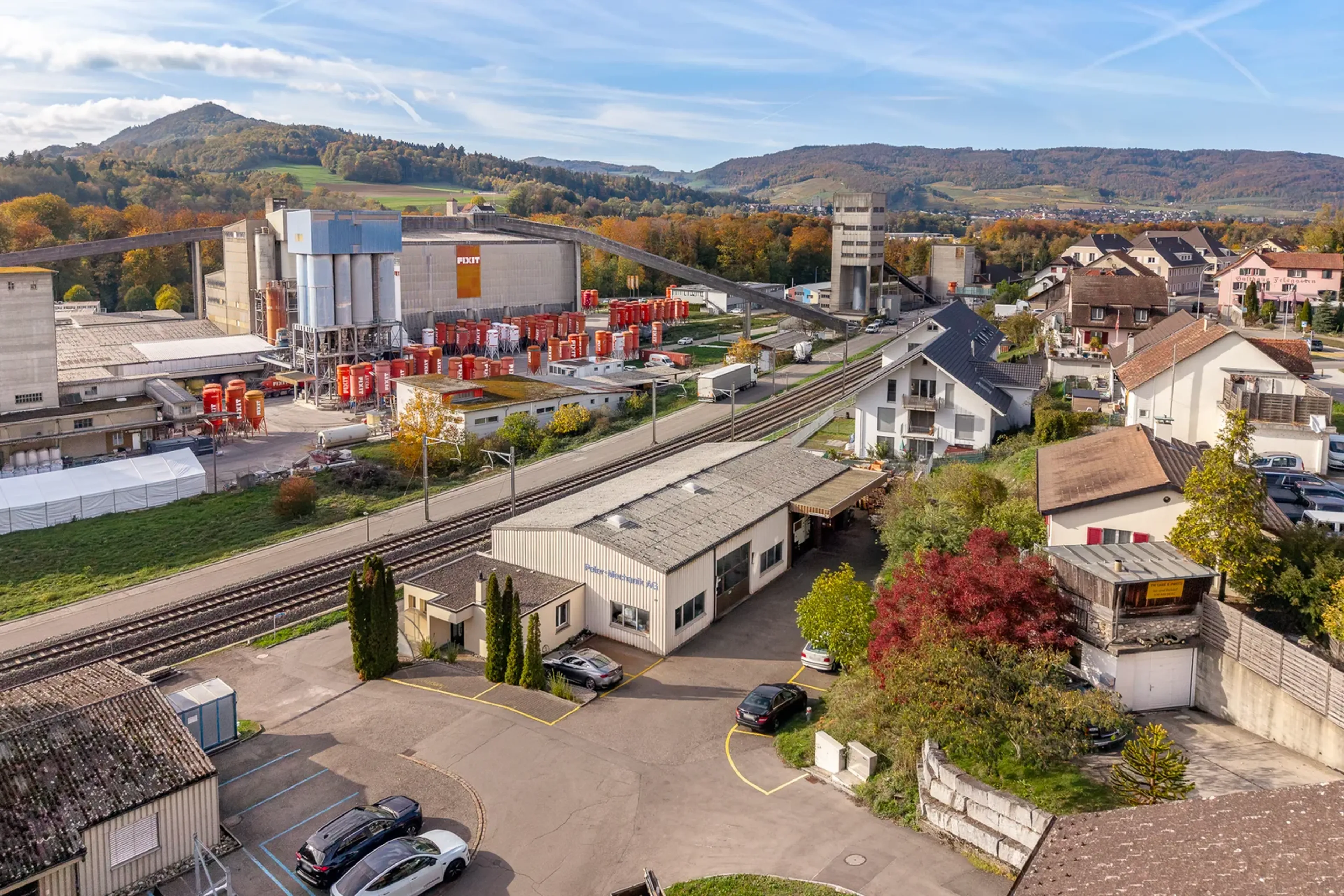 Vielseitige Gewerbeliegenschaft mit Ausbaupotenzial in Holderbank AG - 5