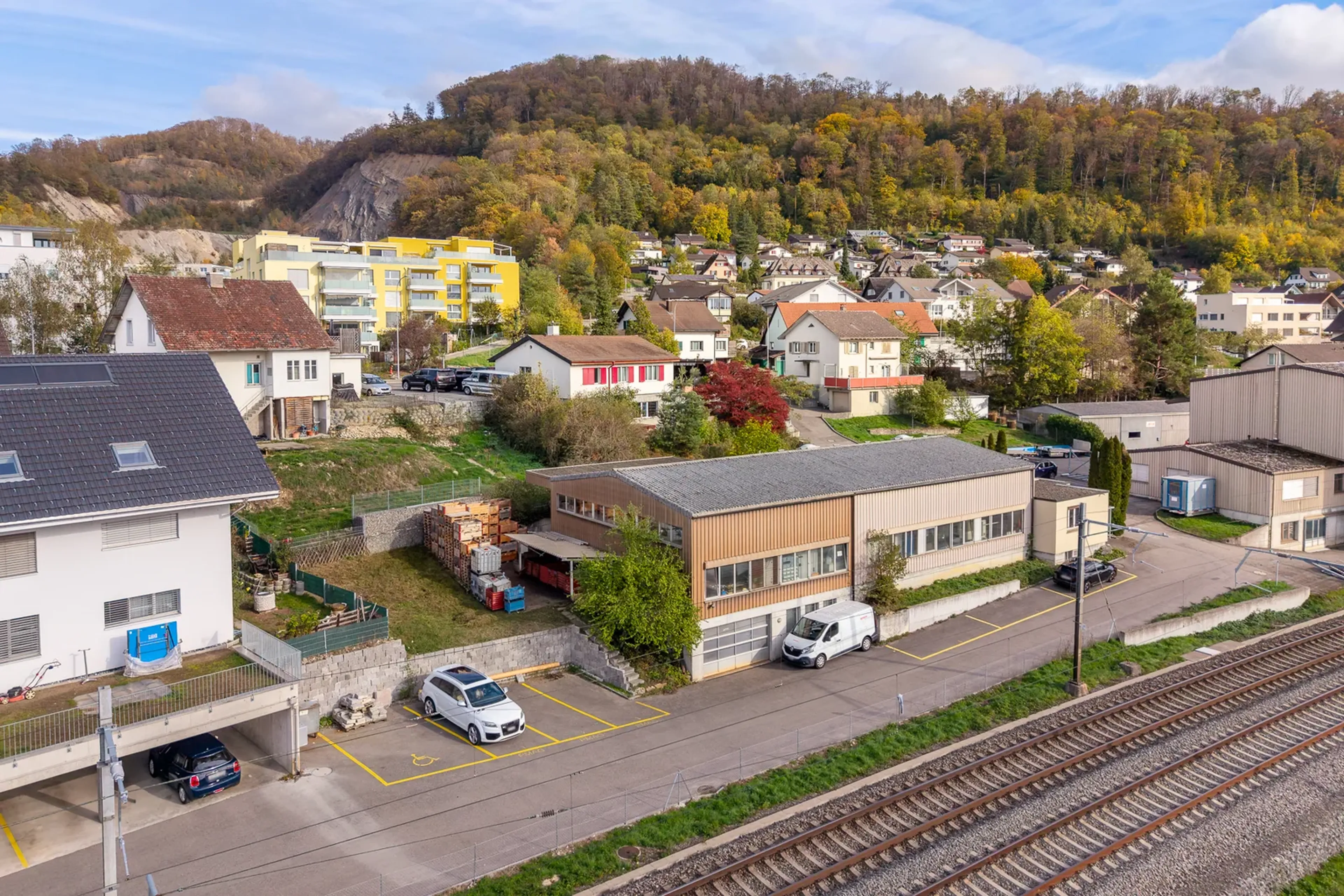 Vielseitige Gewerbeliegenschaft mit Ausbaupotenzial in Holderbank AG - 8