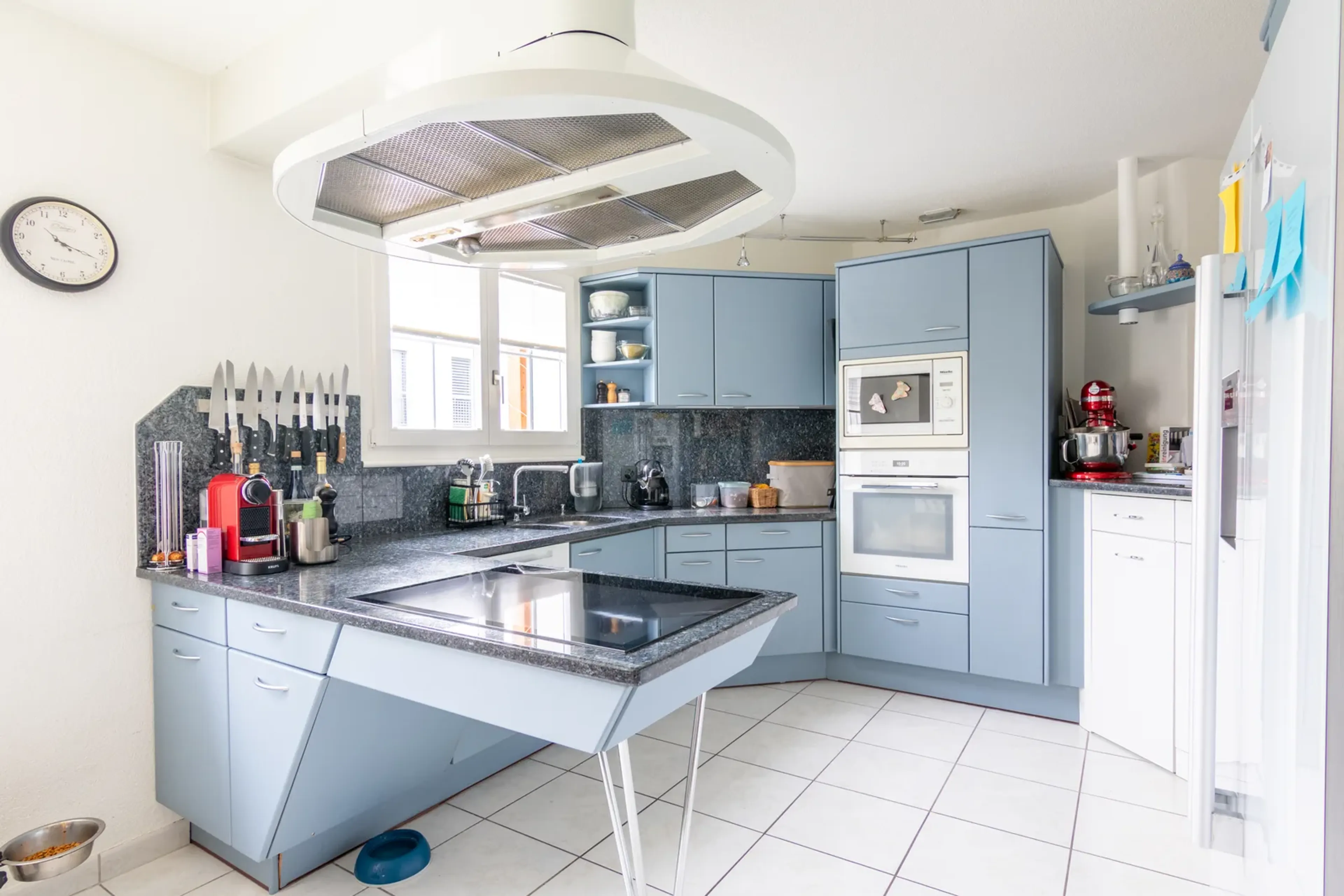 5.5-Zimmer-Einfamilienhaus mit Türmchen und Garten in Bergdietikon - 10