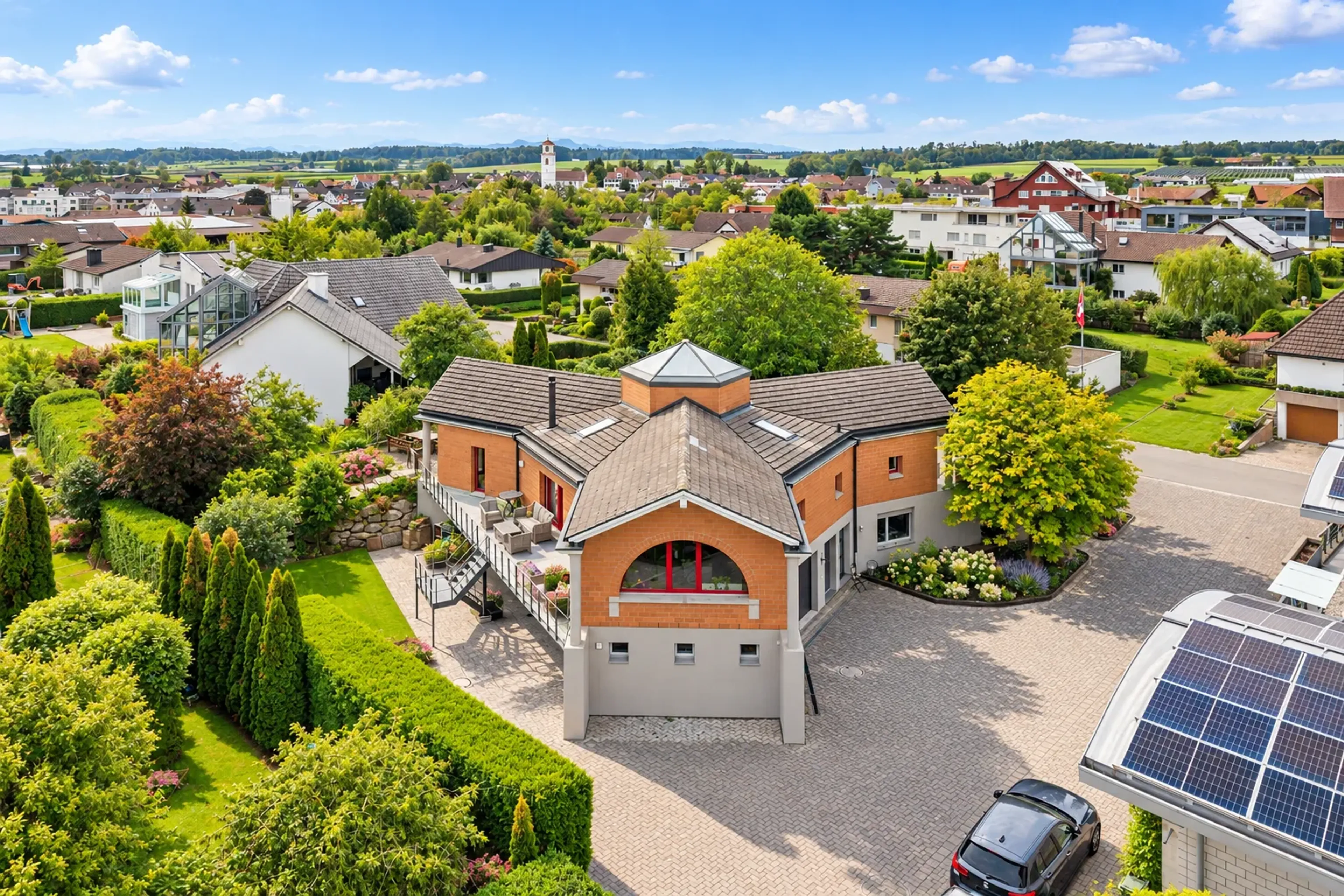 Freistehendes Architektenhaus mit integriertem 1.5 Zimmer Studio - 1