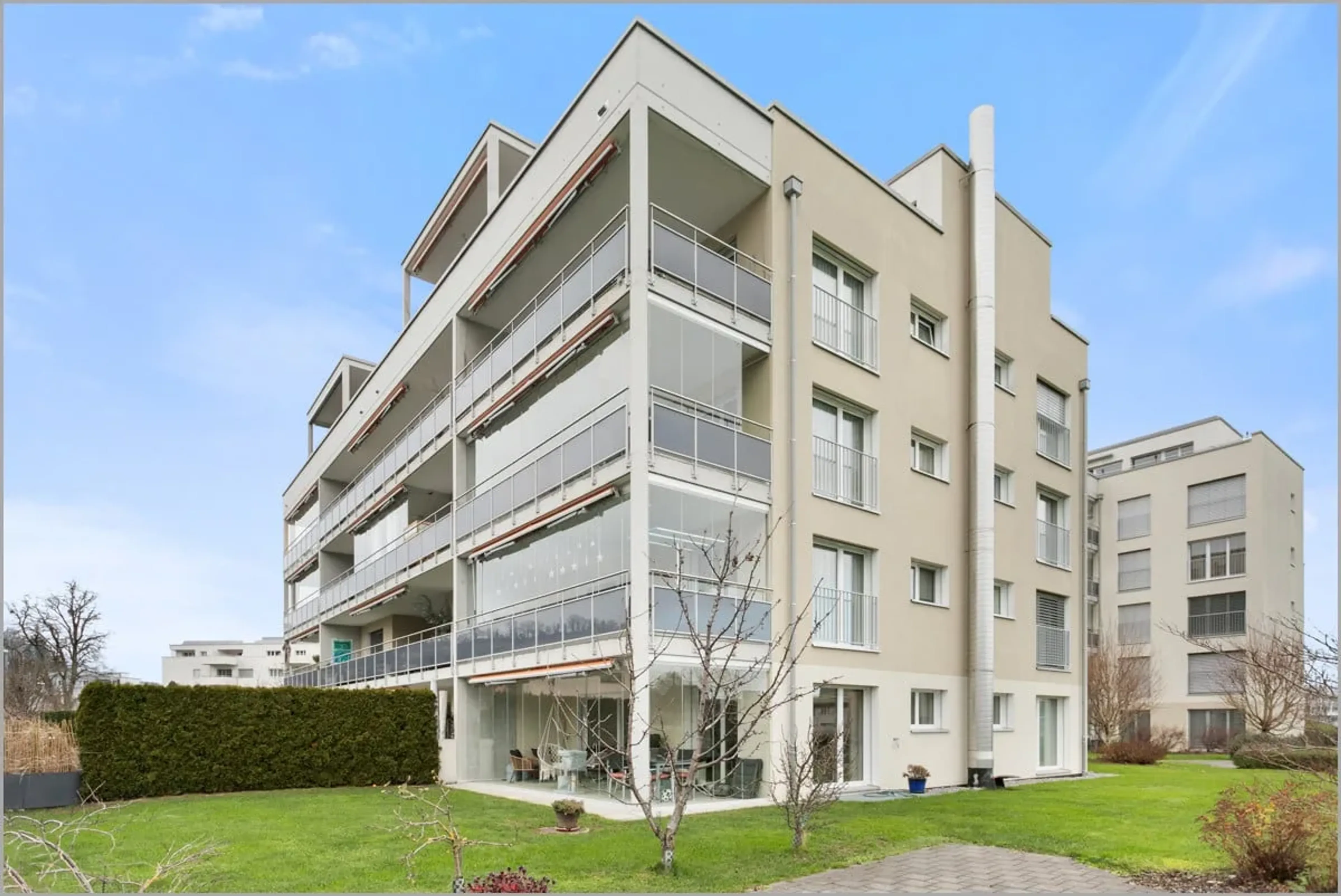 „Wohnen wie im eigenen Haus – grosszügige Gartenwohnung in Rheineck“ - 11