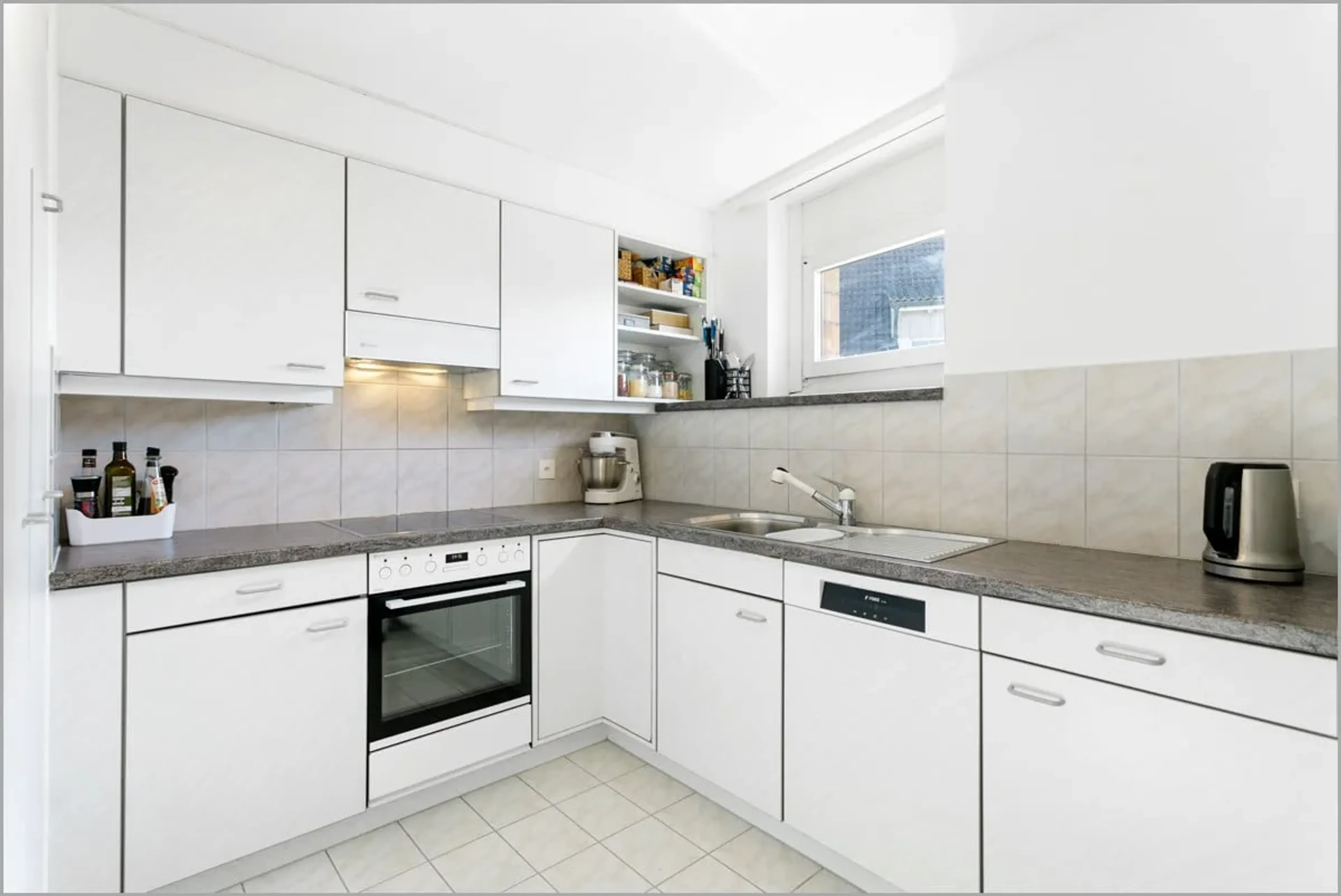 Grosszügige 4.5-Zimmer-Maisonette-Dachwohnung - 4