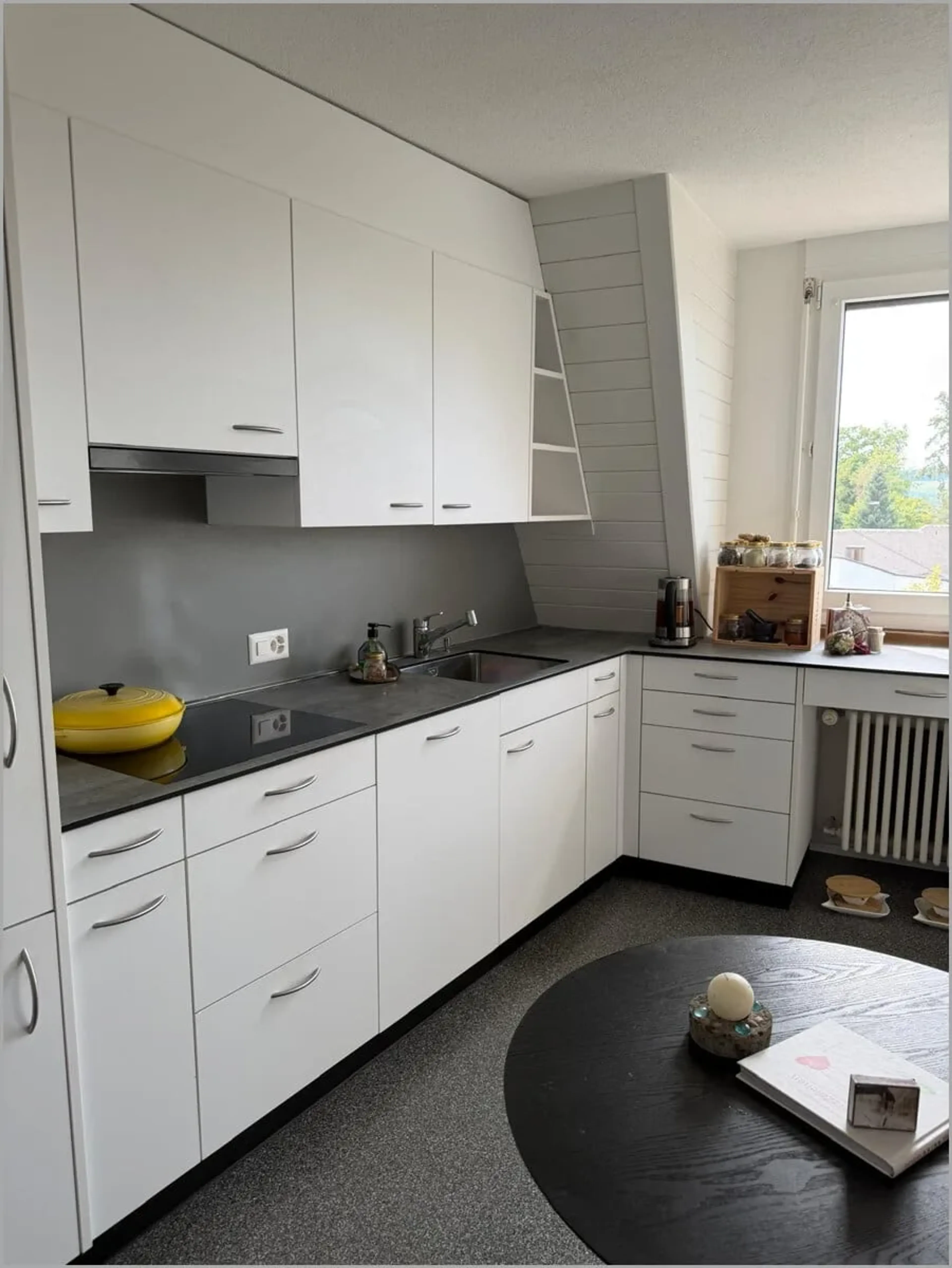 Rustikale Dachwohnung mit Terrasse und Blick über die Dächer der Altstadt - 2