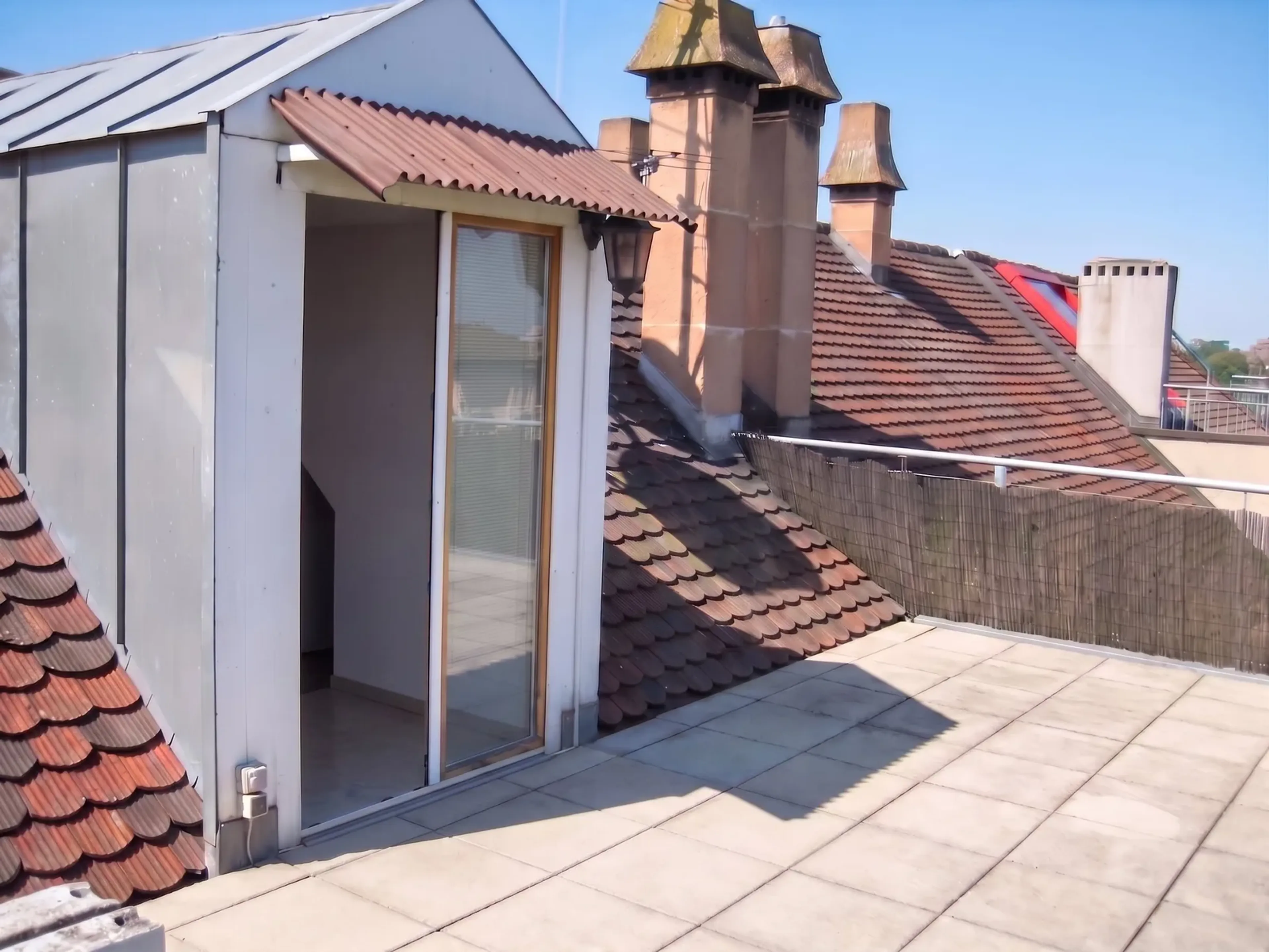 4-Zimmer-Dachwohnung mit Dachterrasse in Basel mieten - 6
