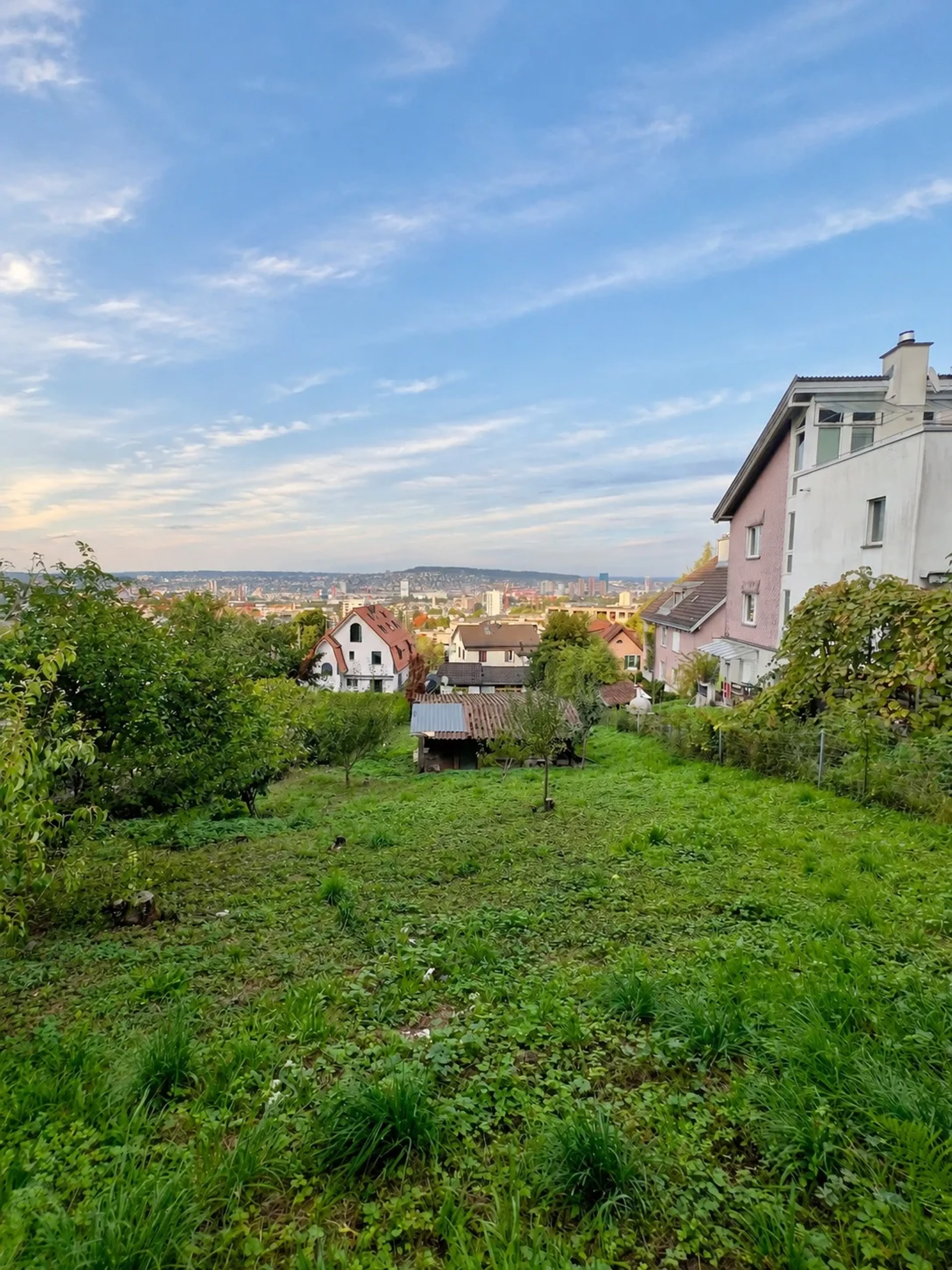 Bauland W2bII an sonniger Hanglage in Zürich kaufen