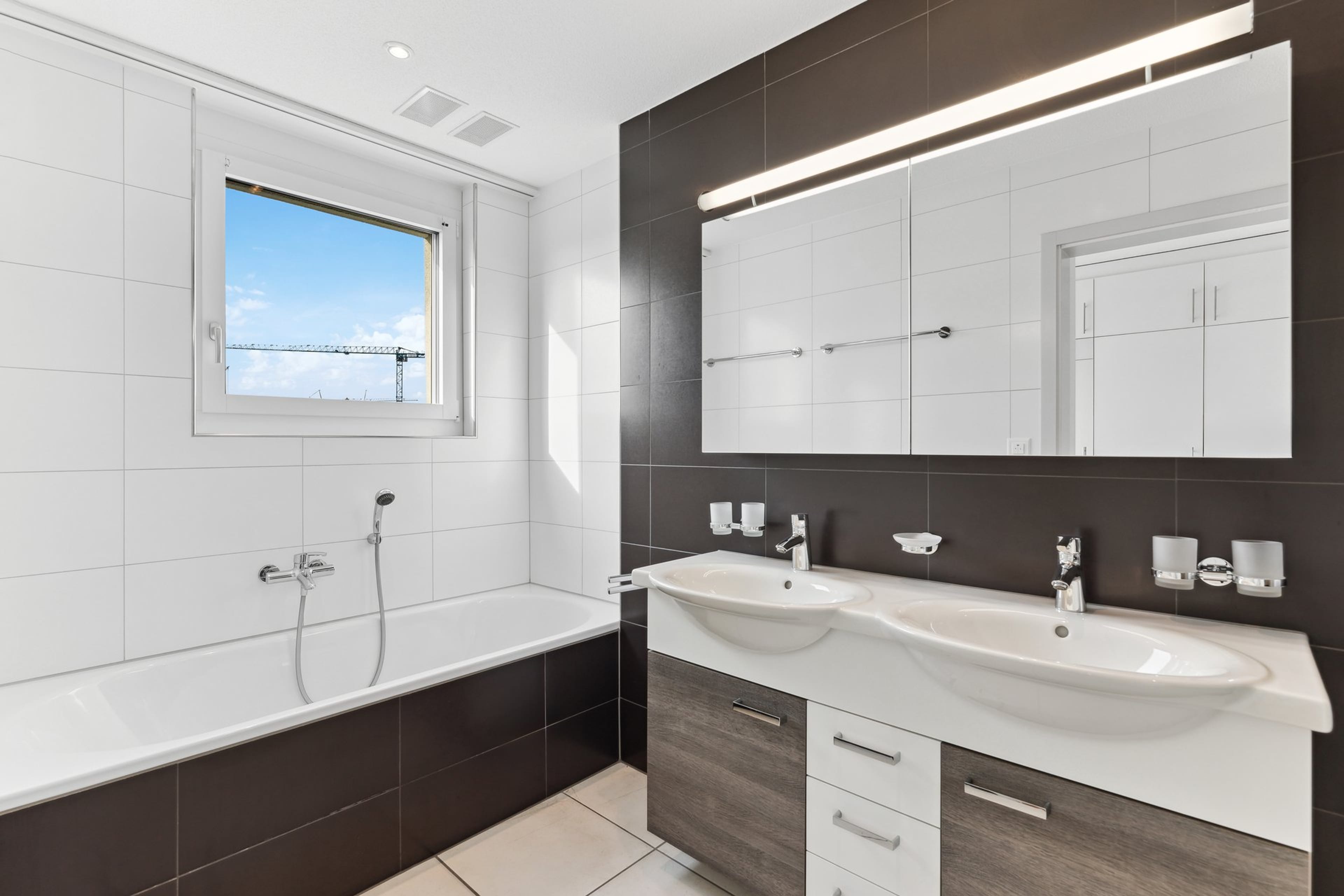 Exklusive 5.5-Zimmer Attika-Maisonette in Seengen – Modernes Wohnen auf Zwei Ebenen - - 10