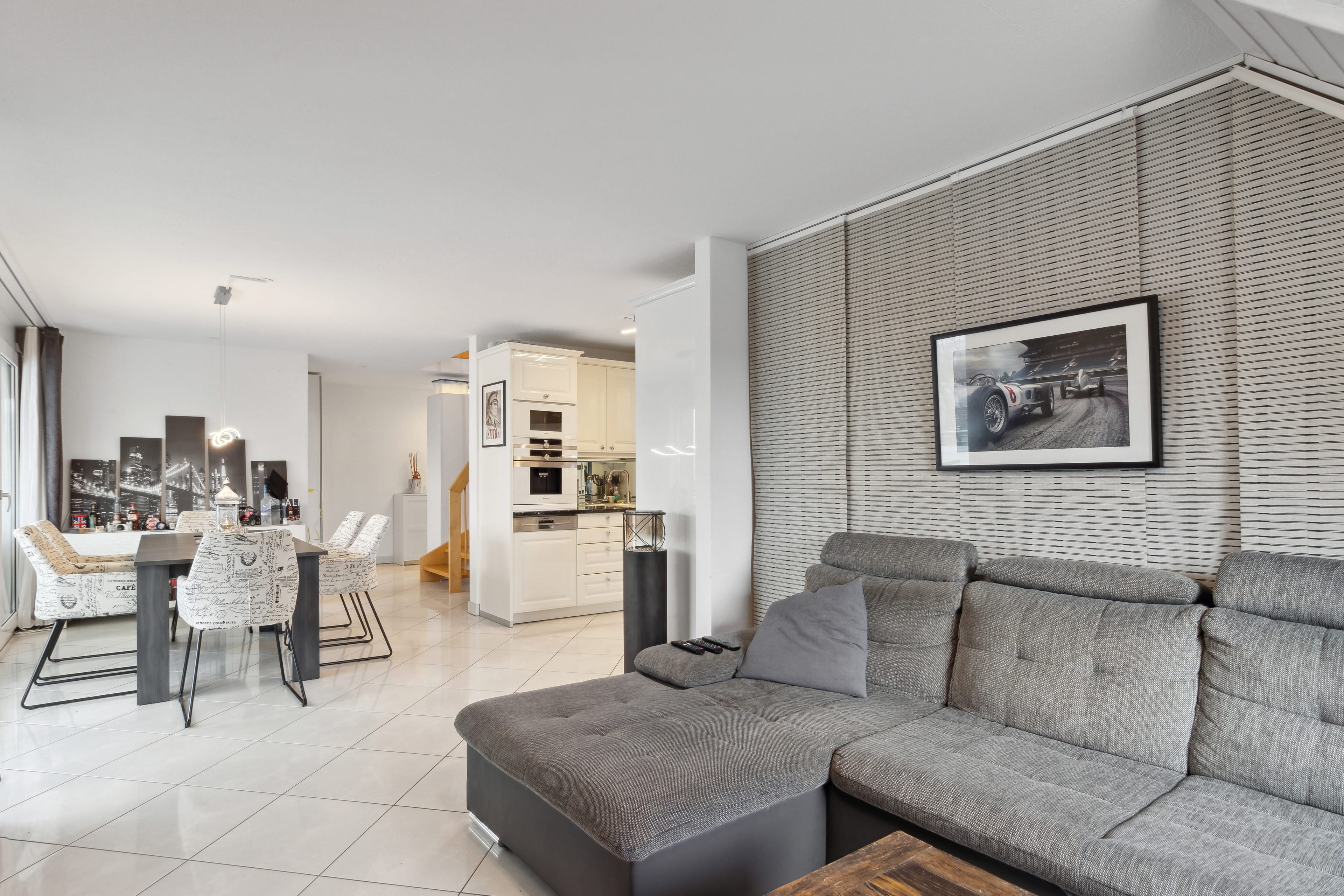 Exklusive 3,5-Zimmer-Wohnung nahe Zürich – modern & stilvoll - Bild 3