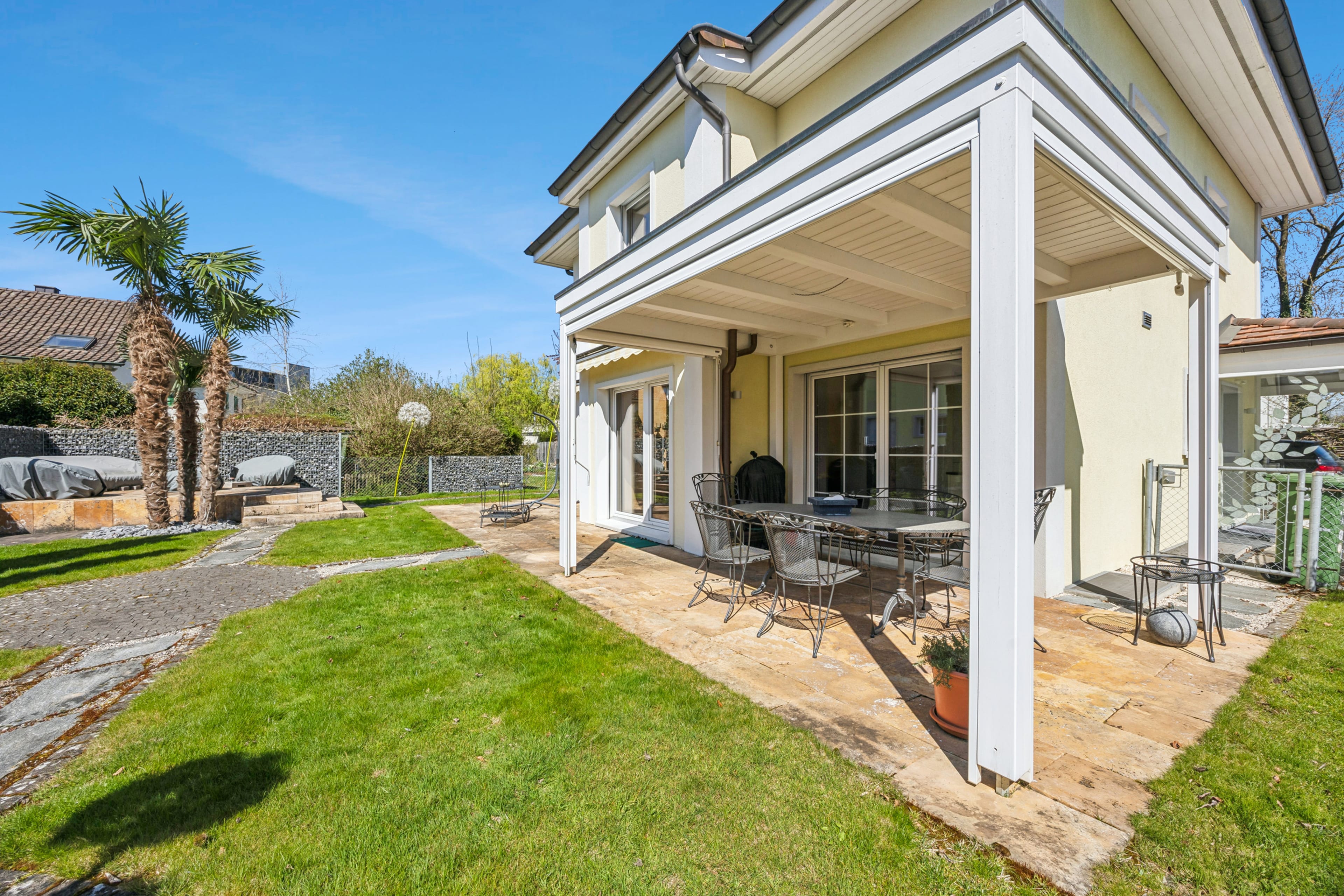 Gepflegtes Einfamilienhaus in Suhr – ruhige Wohnlage, modernes Ambiente und durchdachte Architektur - 16
