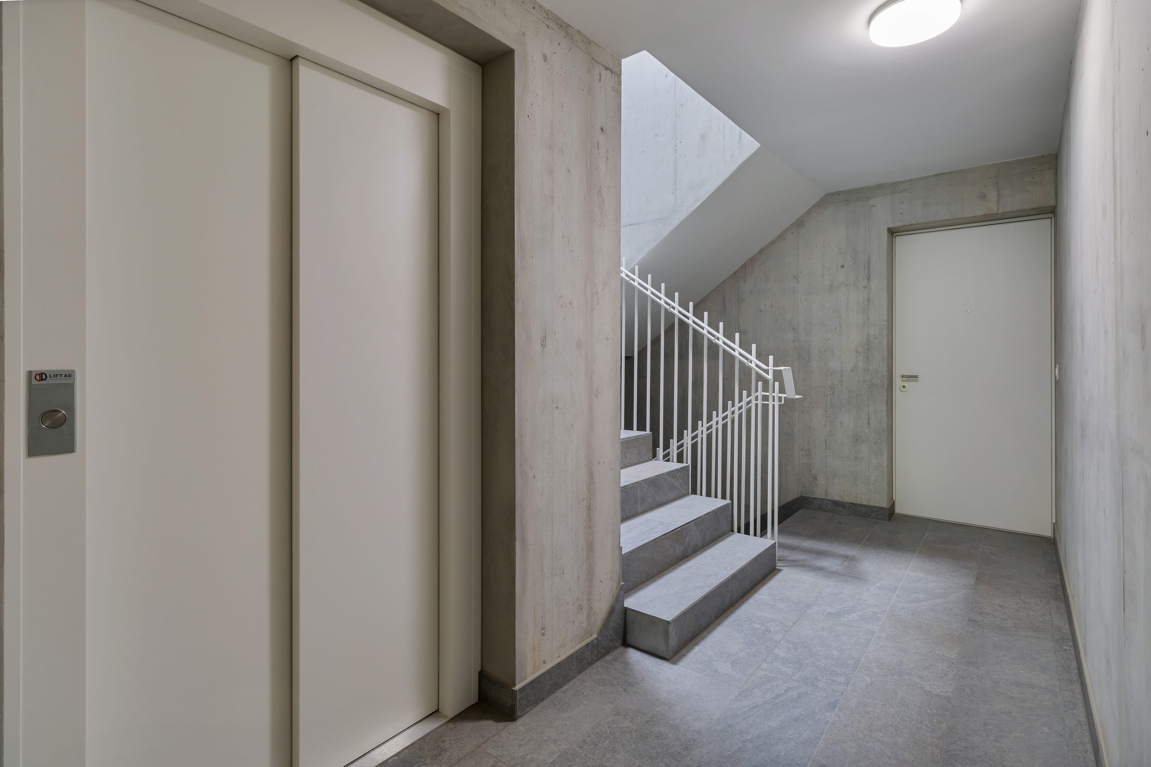 Moderne Eleganz trifft auf hochmodernen Komfort – Neubauwohnung mit Garten(W2) - 12