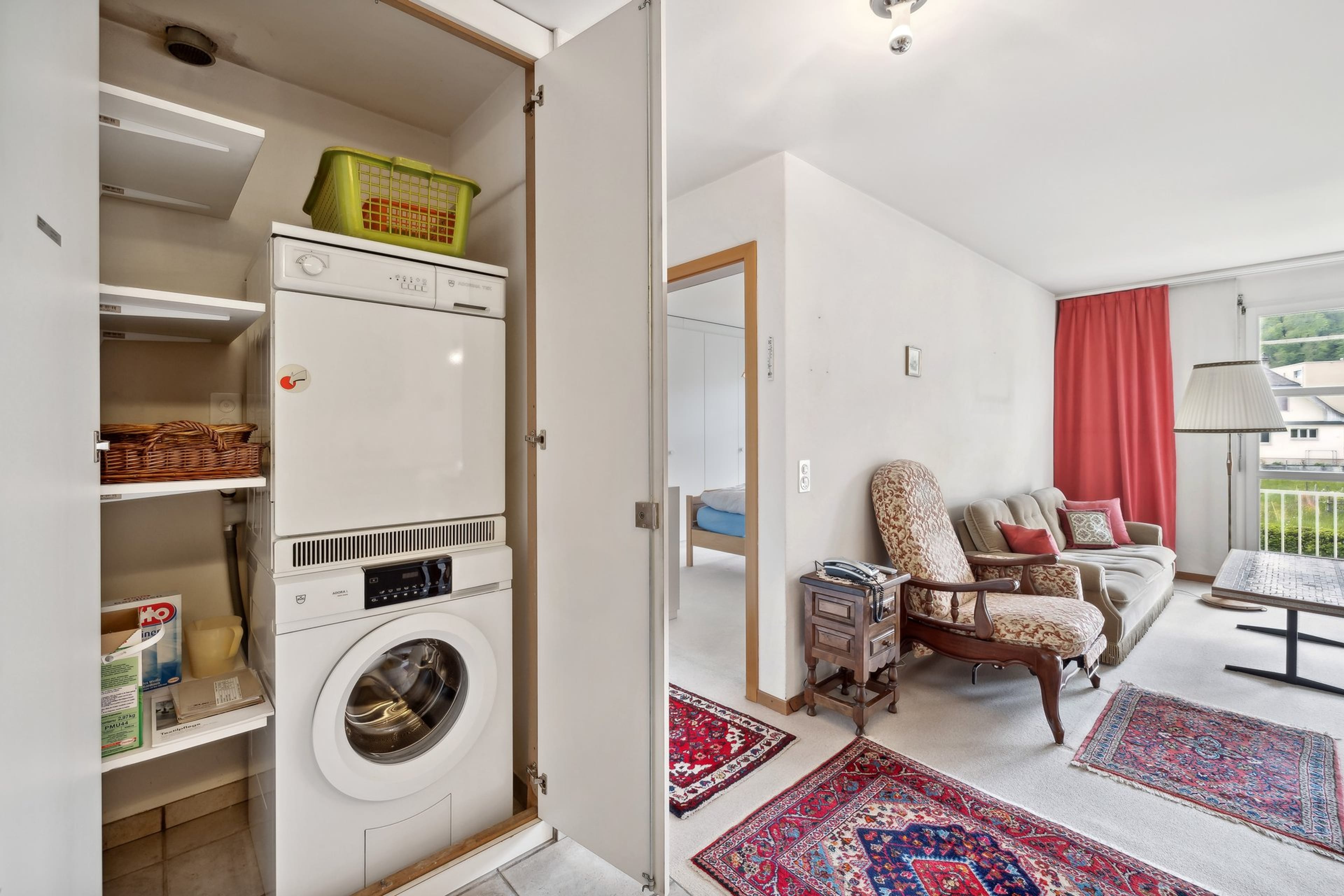 Schöne Wohnung mit grosszügigem Balkon - 11