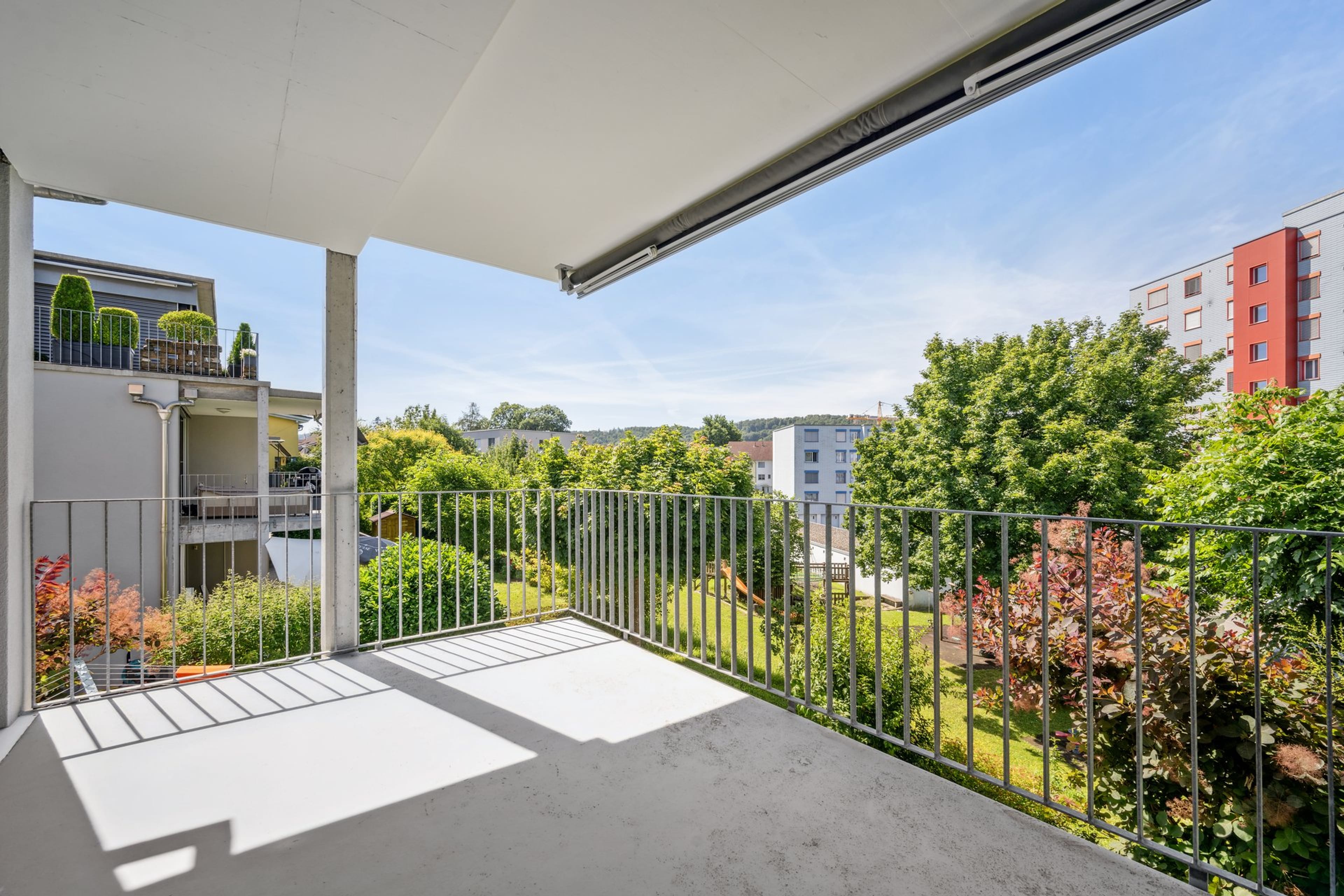 Helle, grosszügige 4.5-Zimmer Wohnung in Thayngen - 8