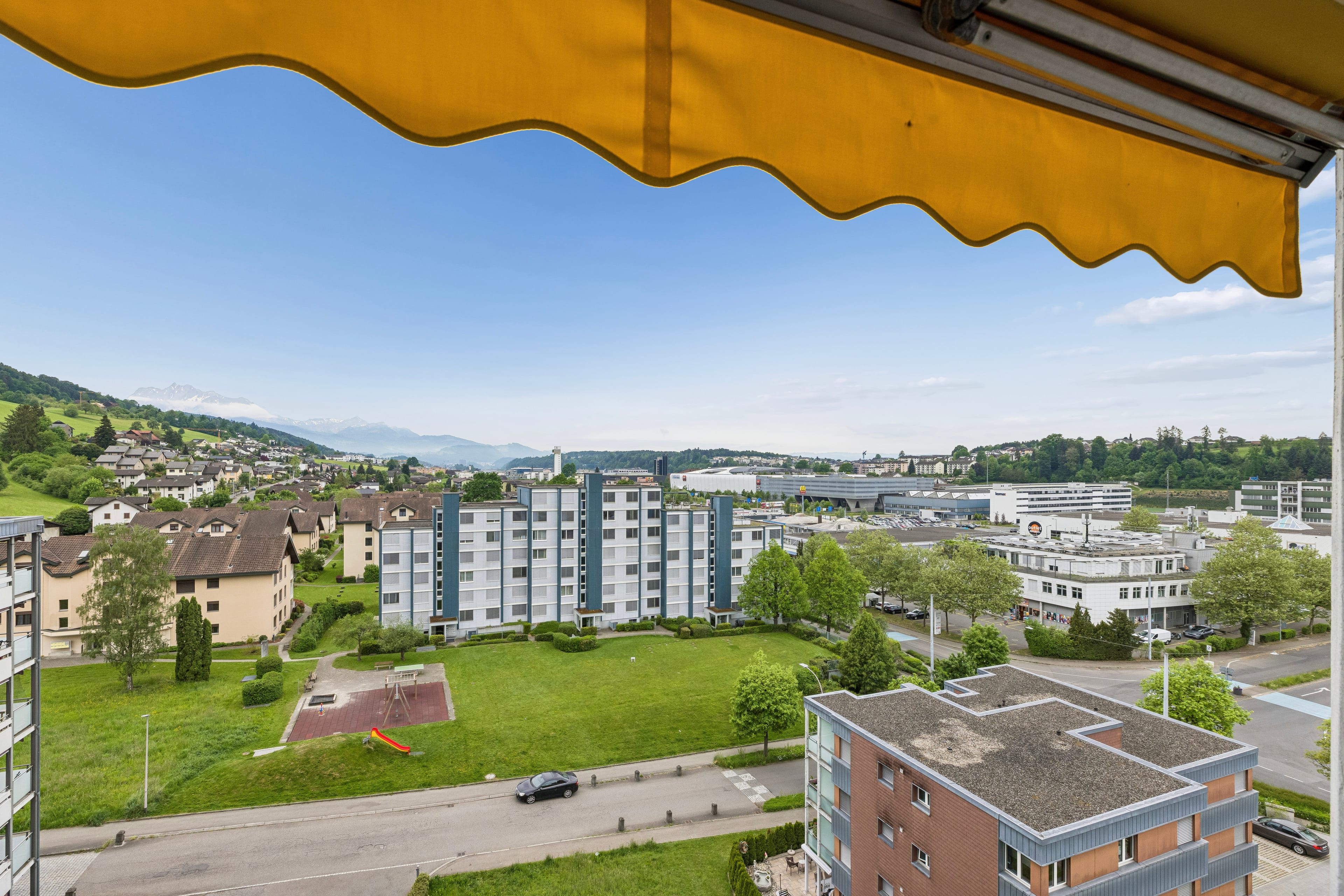 Panorama-Weitsicht & Sonnenuntergang im obersten Stock - 12